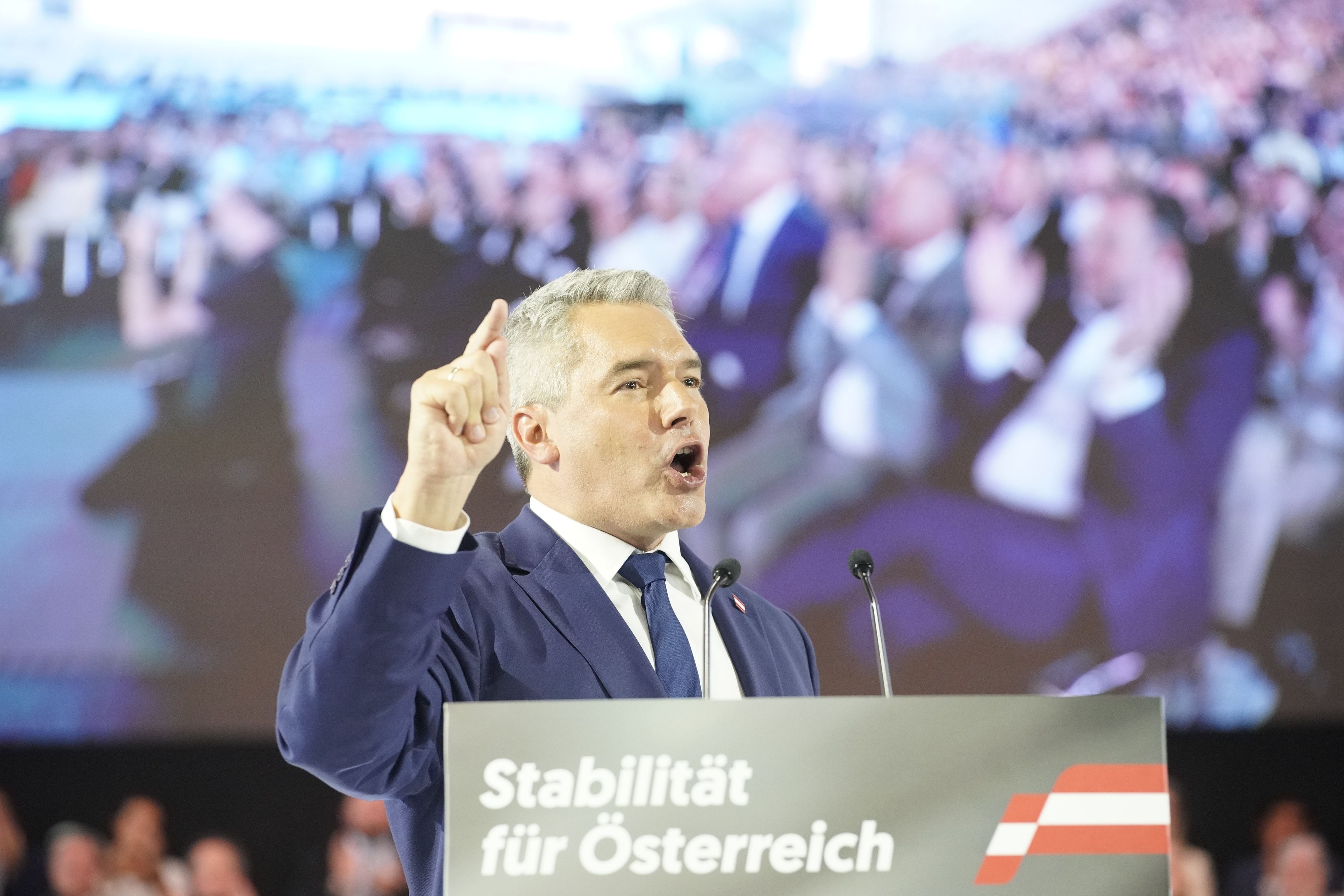 Die ÖVP unter Karl Nehammer wähnt sich seit der EU-Wahl im Mai im Aufwind.