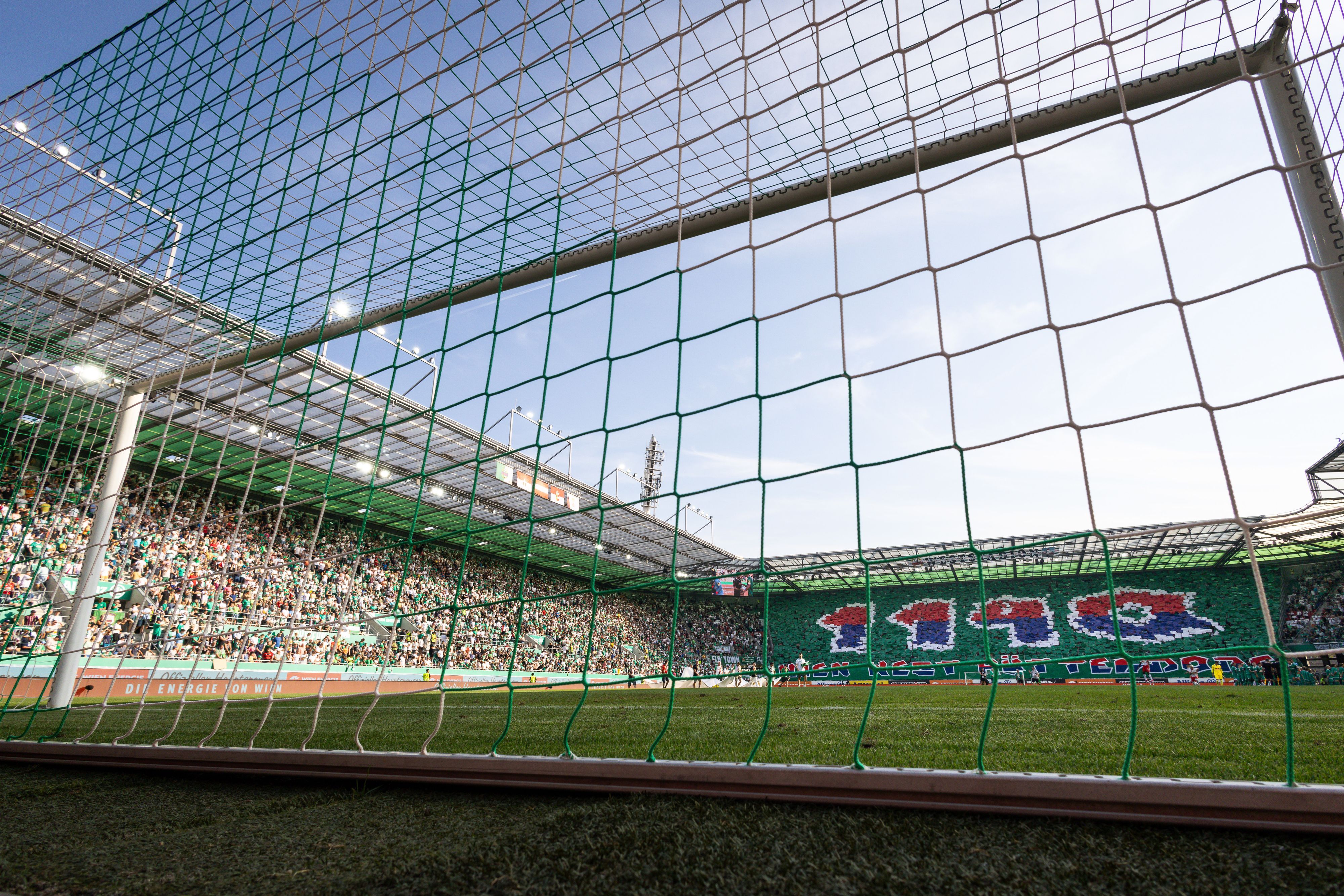 Das Allianz Stadion ist für das 343. Wiener Derby bereit.