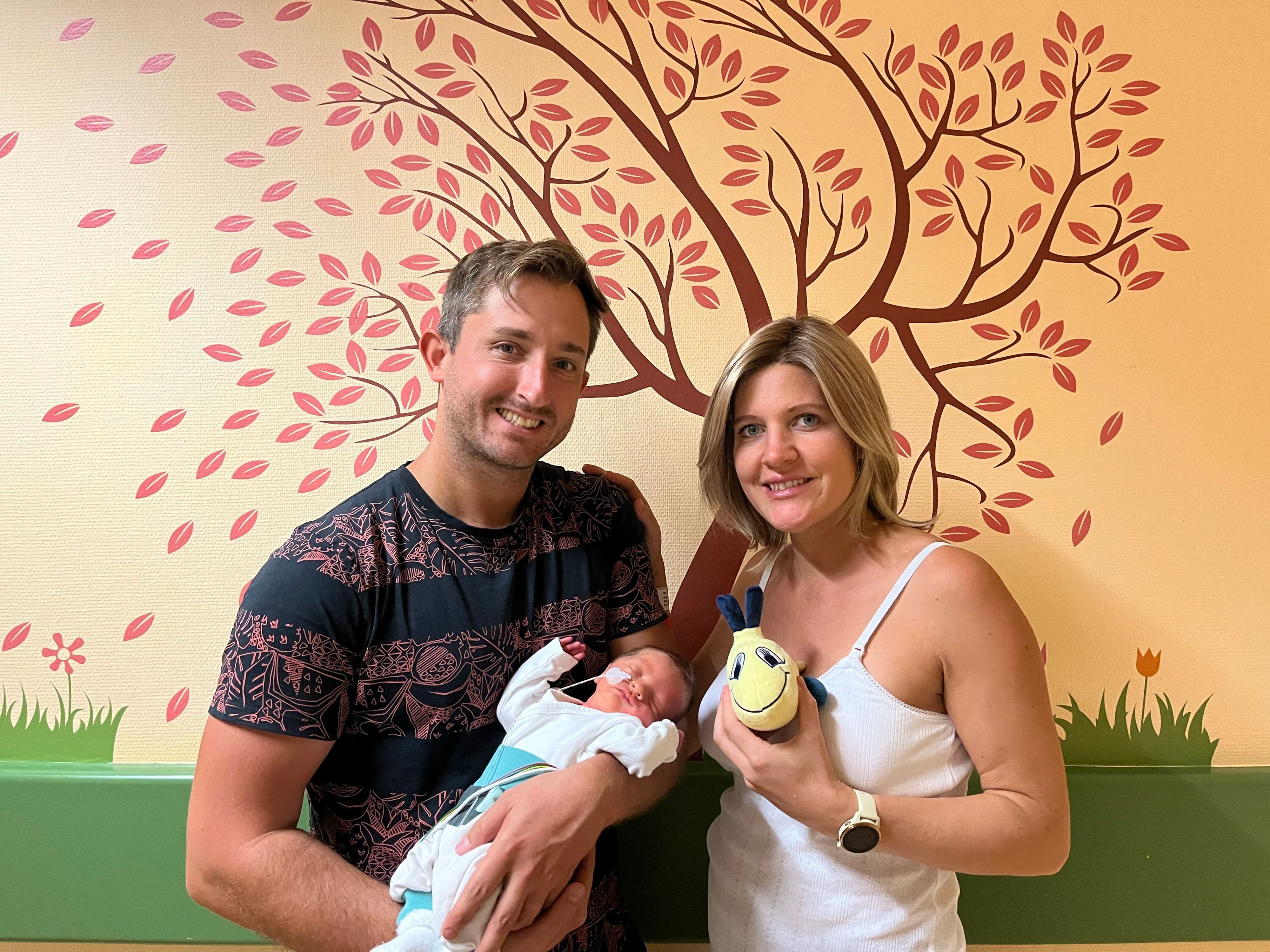 Familie Schimmer: Vater, Mutter und der kleine Noah