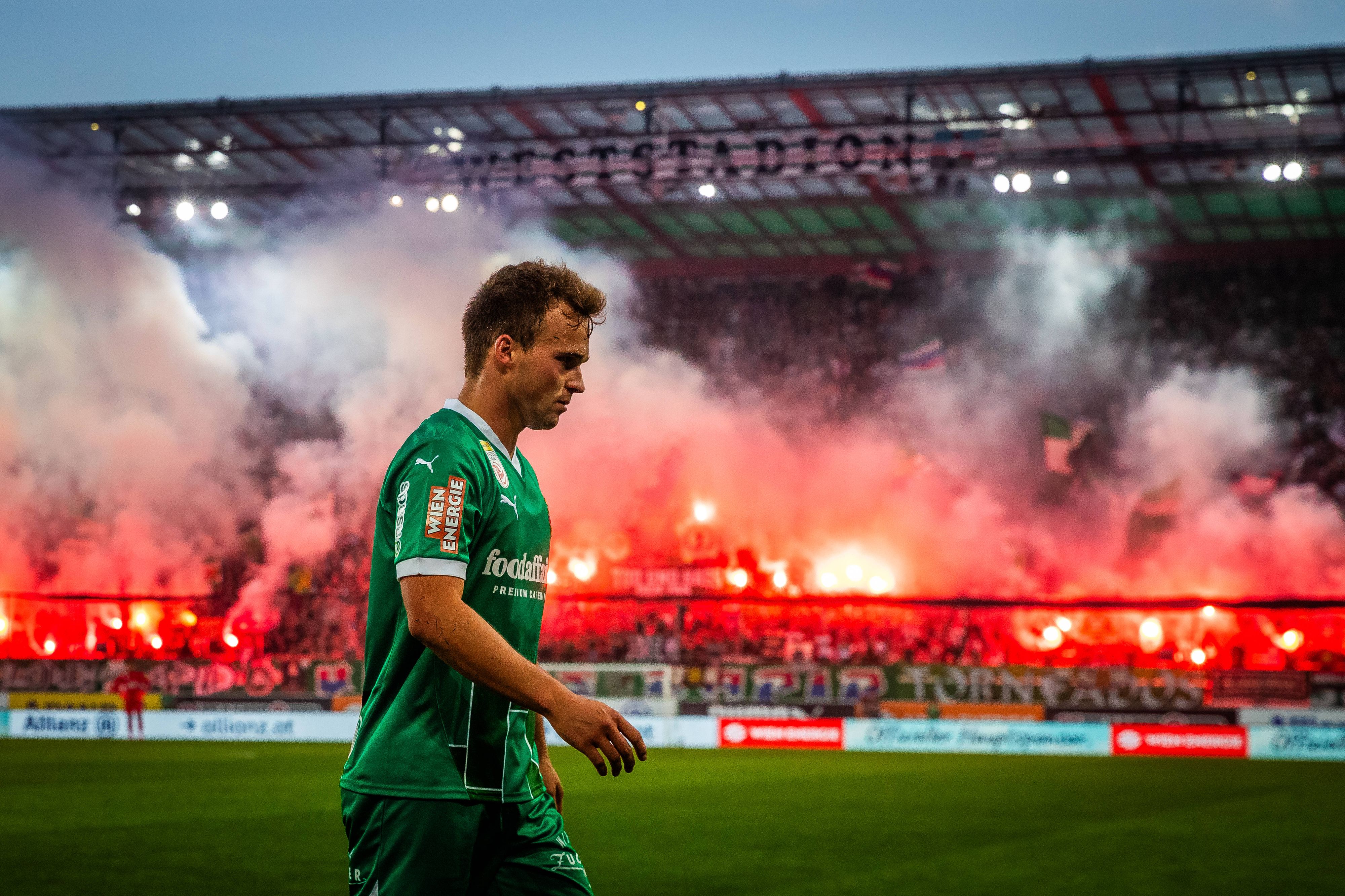 Die aufgeheizte Stimmung entlud sich nach Schlusspfiff, endete in einem Eklat.