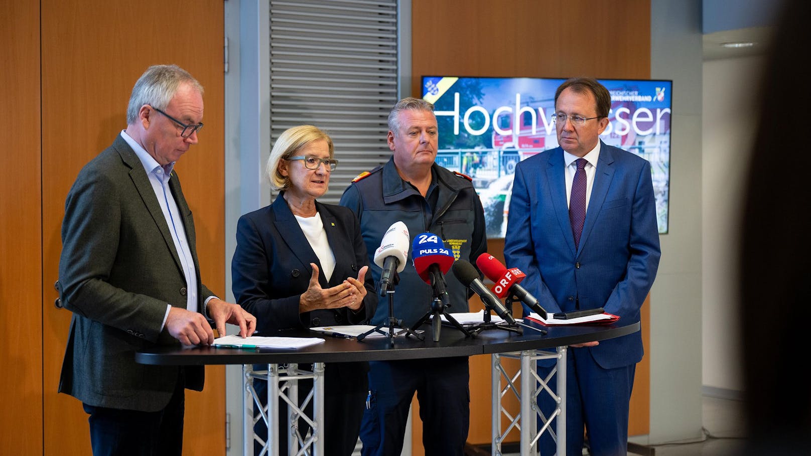 Pernkopf, Mikl-Leitner, Fahrafellner und Stadler informierten zur aktuellen Situation nach dem Hochwasser in Niederösterreich.