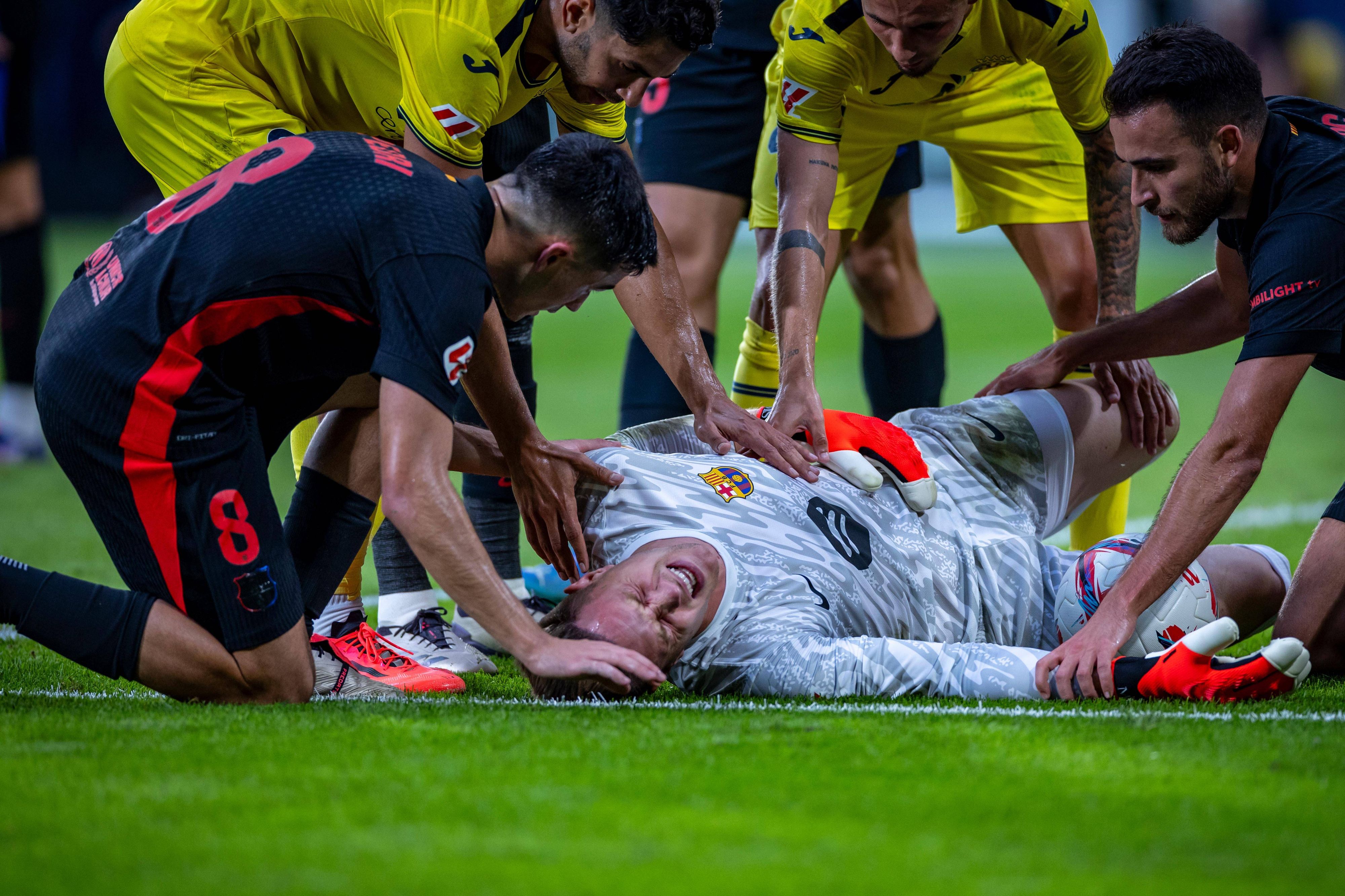 Barca-Goalie ter Stegen schrie vor Schmerz.