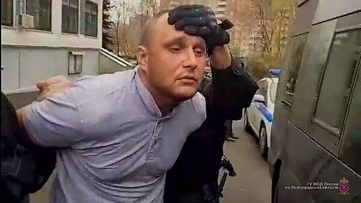 Heute.at - Dorf lebt in Angst – Kannibale wegen Krieg wieder frei