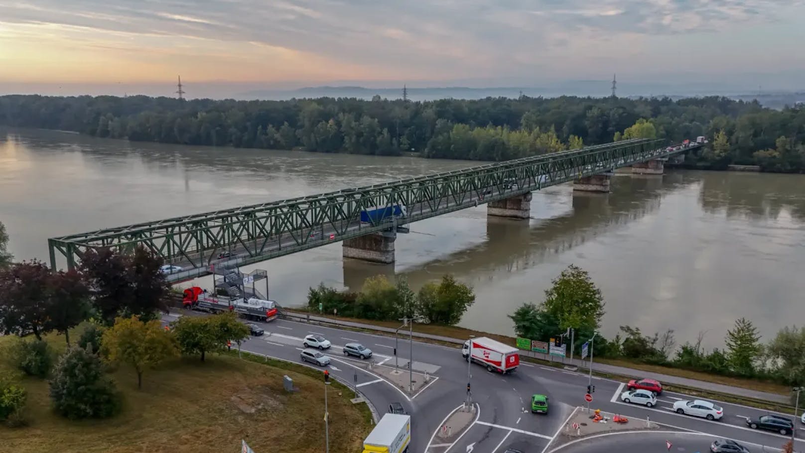 Pendler stinksauer – wichtige Brücke kommt doch nicht