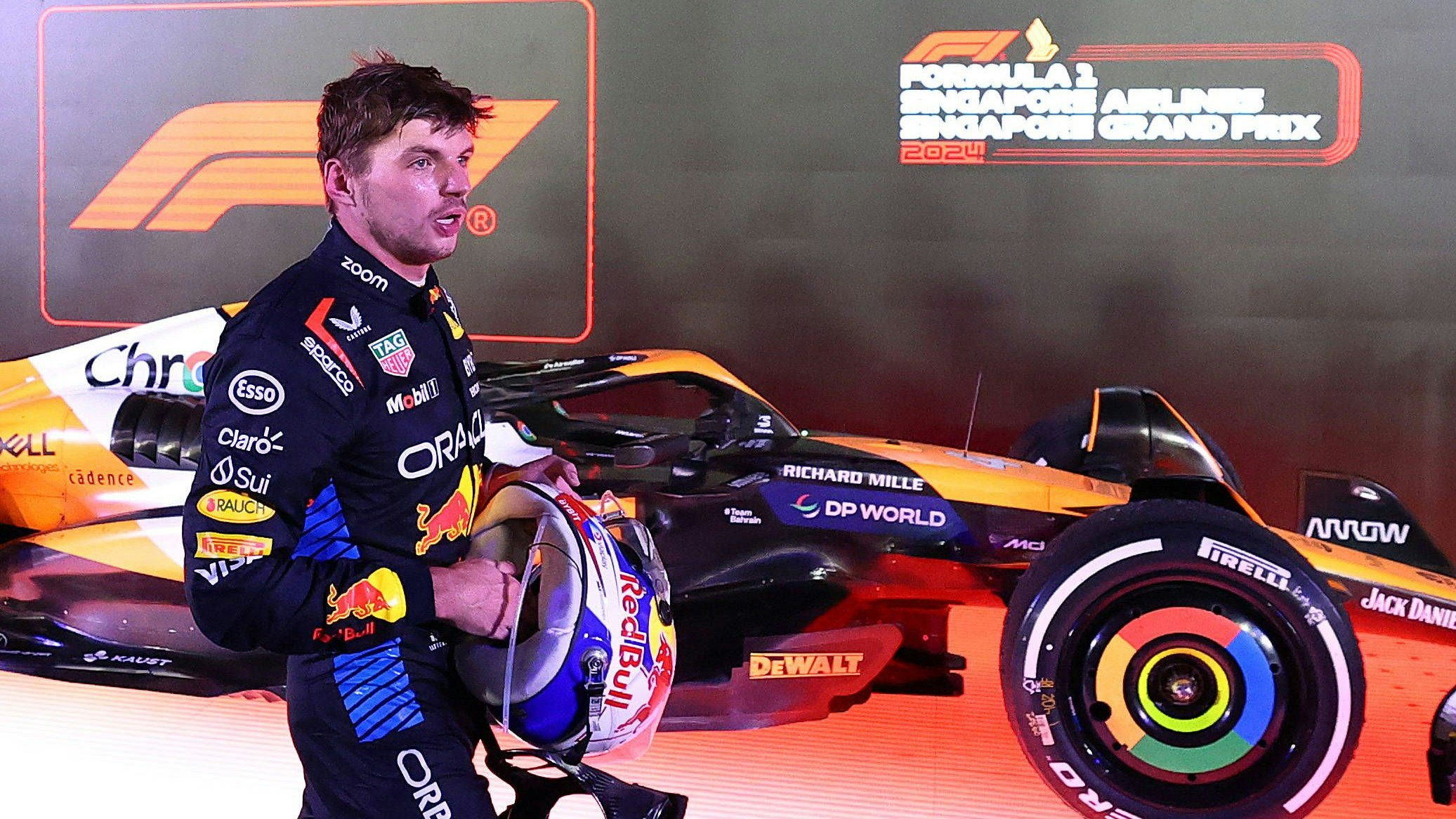 Die McLaren fahren Max Verstappen derzeit um die Ohren, werben nun einen wichtigen Mitarbeiter von Red Bull ab.