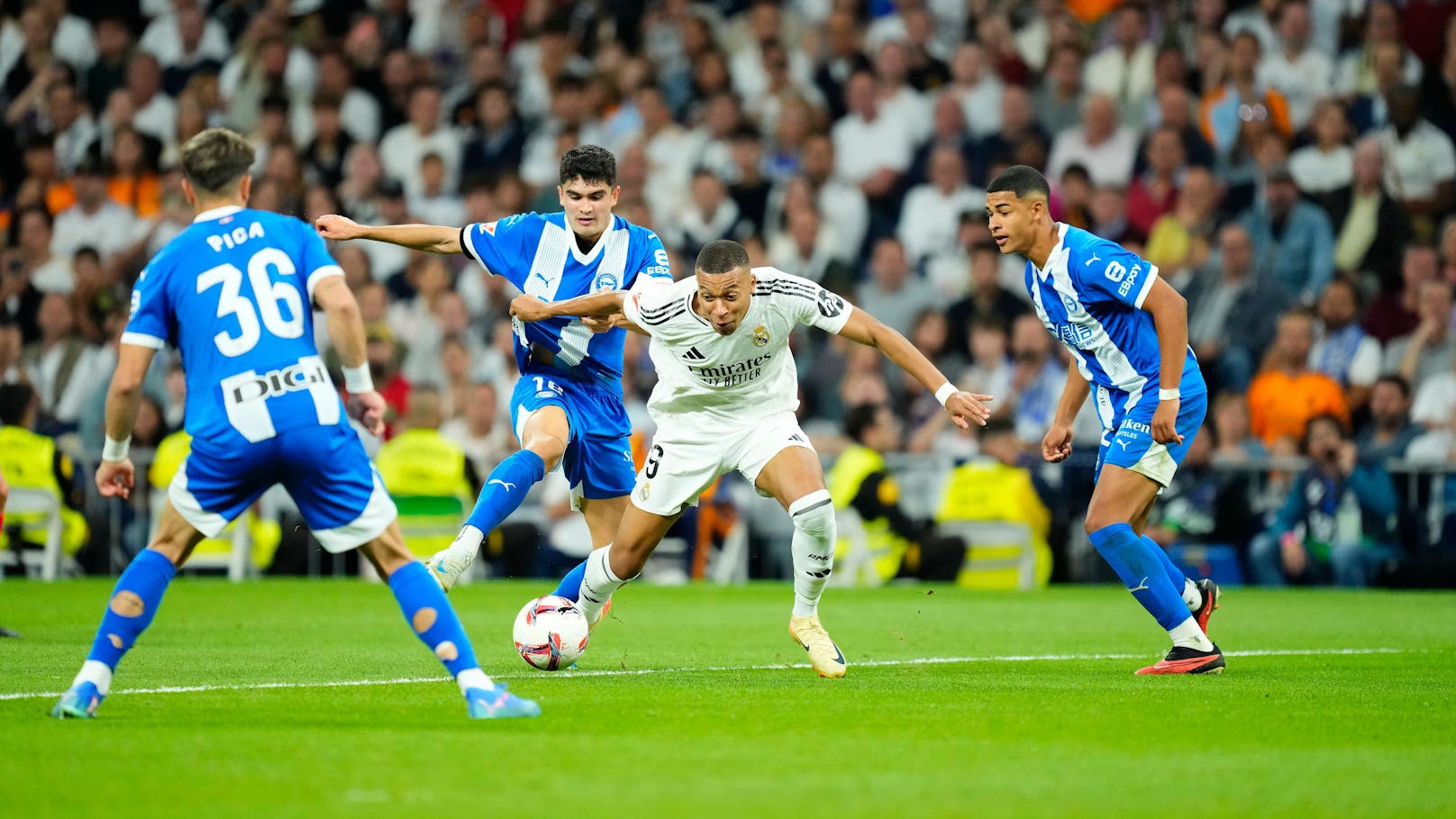 Mbappe zaubert, Real bleibt mit 3:2 an Barca dran