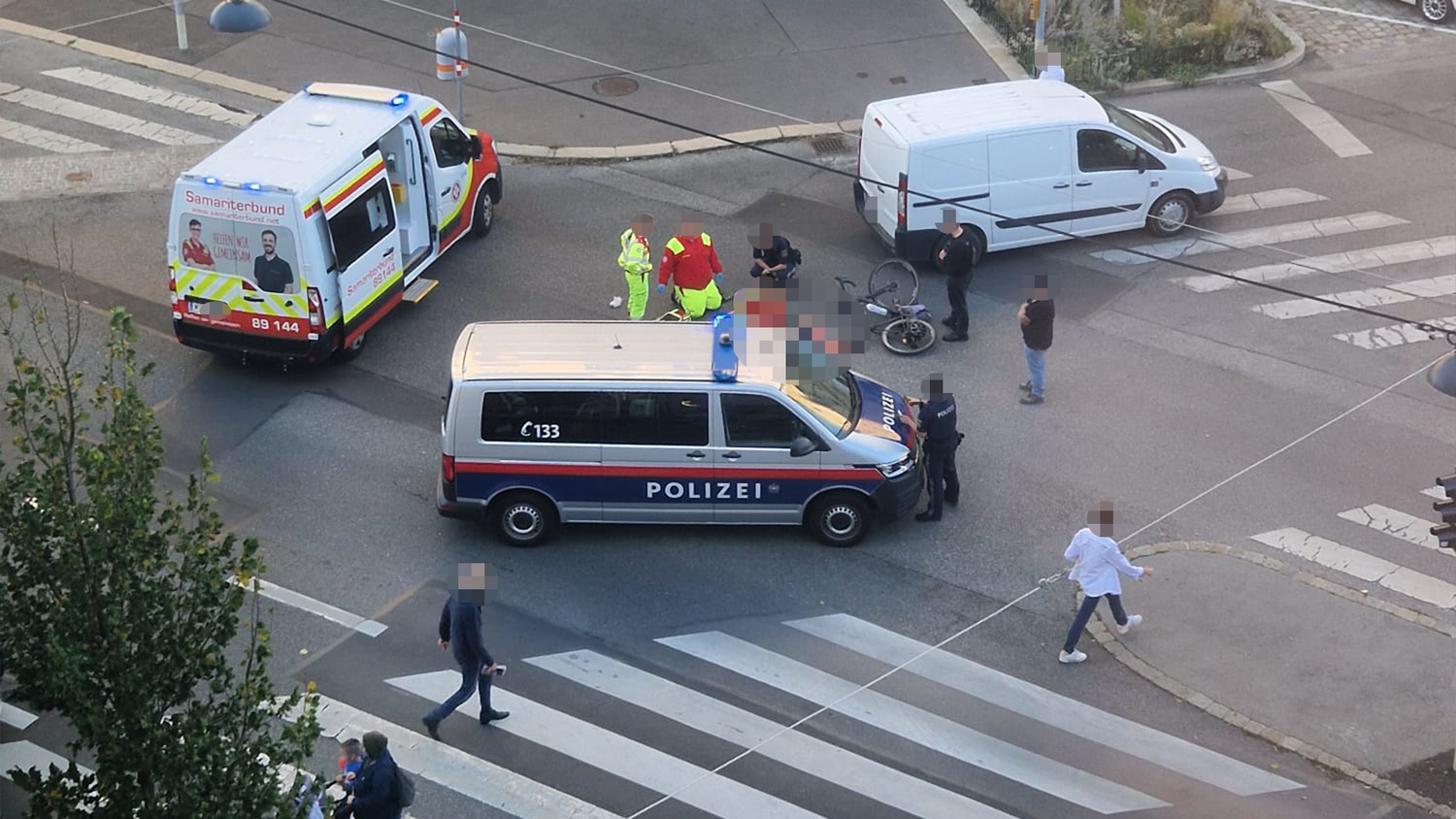 Am Mittwochnachmittag ereignete sich ein schwerer Verkehrsunfall. Ein Radfahrer wurde verletzt.