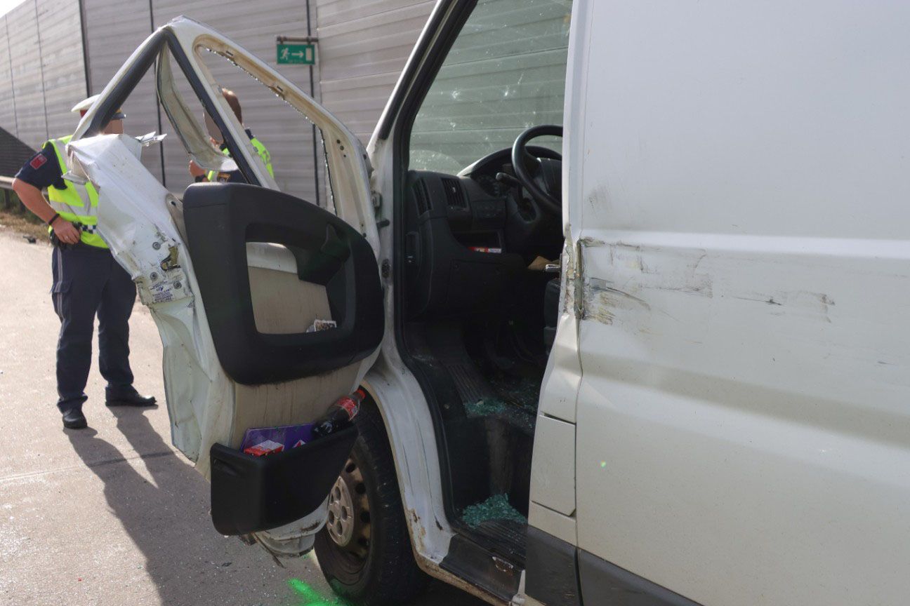 Das Auto des 63-Jährigen wurde bei dem Unfall im Bezirk Linz-Land schwer beschädigt.