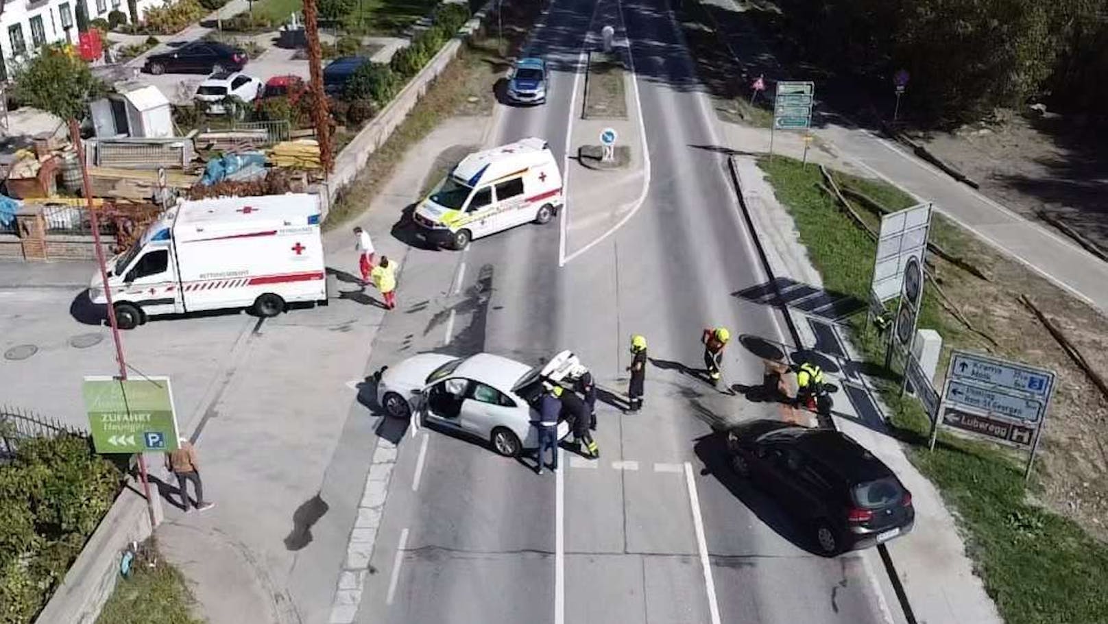 In Luberegg (Bezirk Melk) fuhren zwei Autos frontal zusammen. Es gab zwei Verletzte