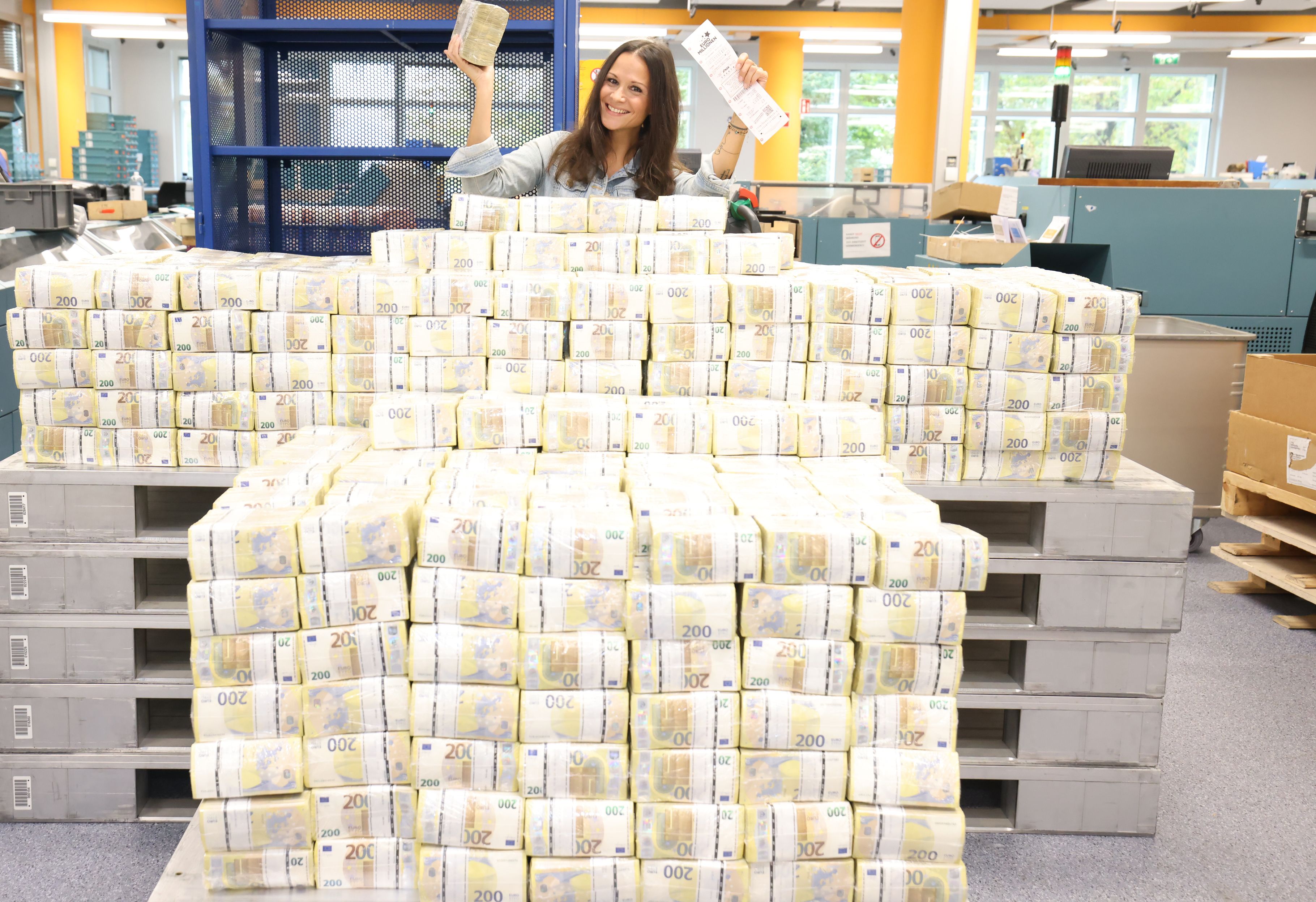 Ein Oberösterreicher ist um exakt 9.682.498,70 Millionen Euro reicher.