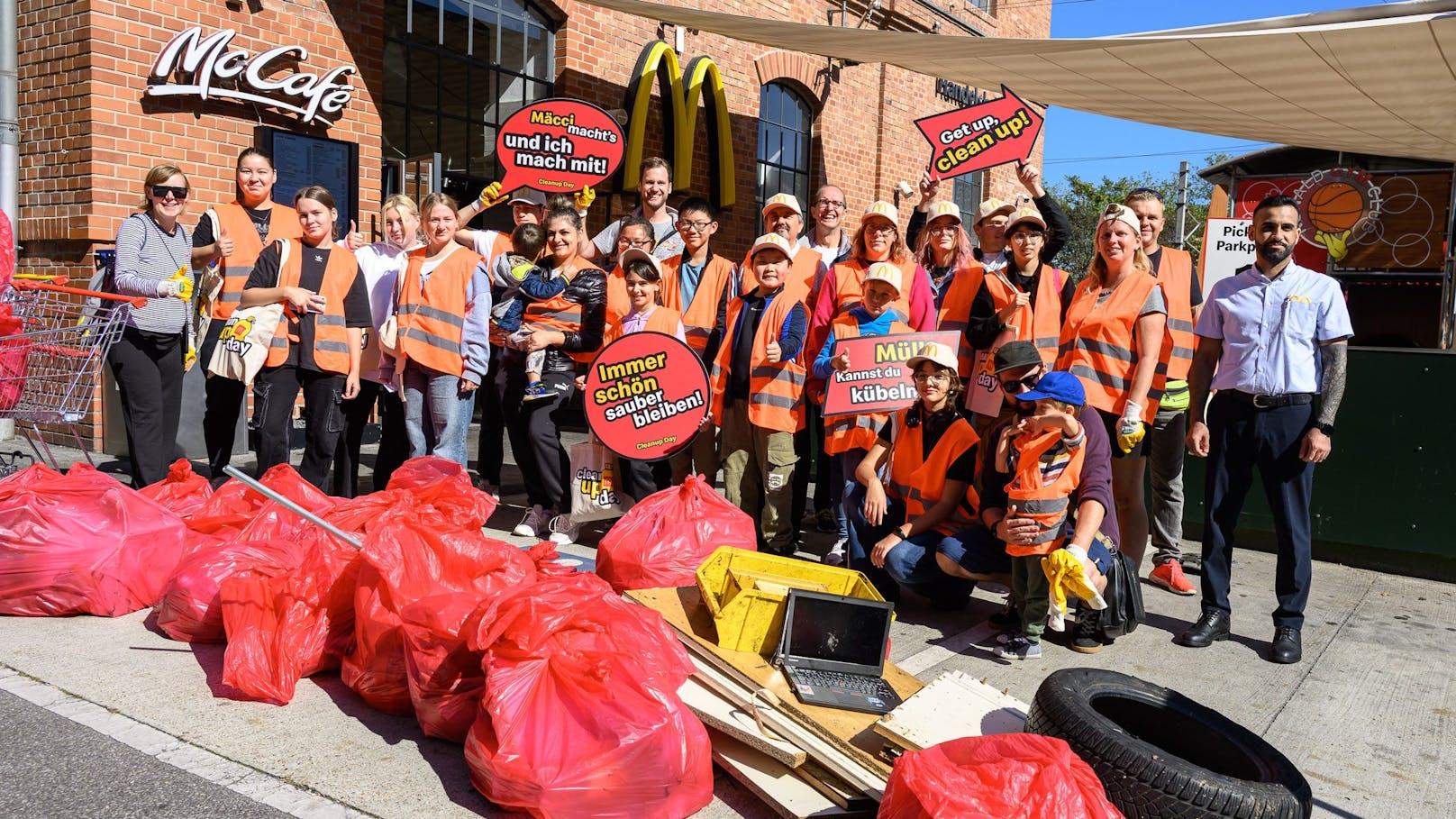 Nach der erfolgreichen Premiere im Vorjahr hieß es 21. September in ganz Österreich wieder "An die Müllsäcke, fertig, los", als der Systemgastronomiemarktführer anlässlich des World Cleanup Days in über 50 heimische Restaurants lud.