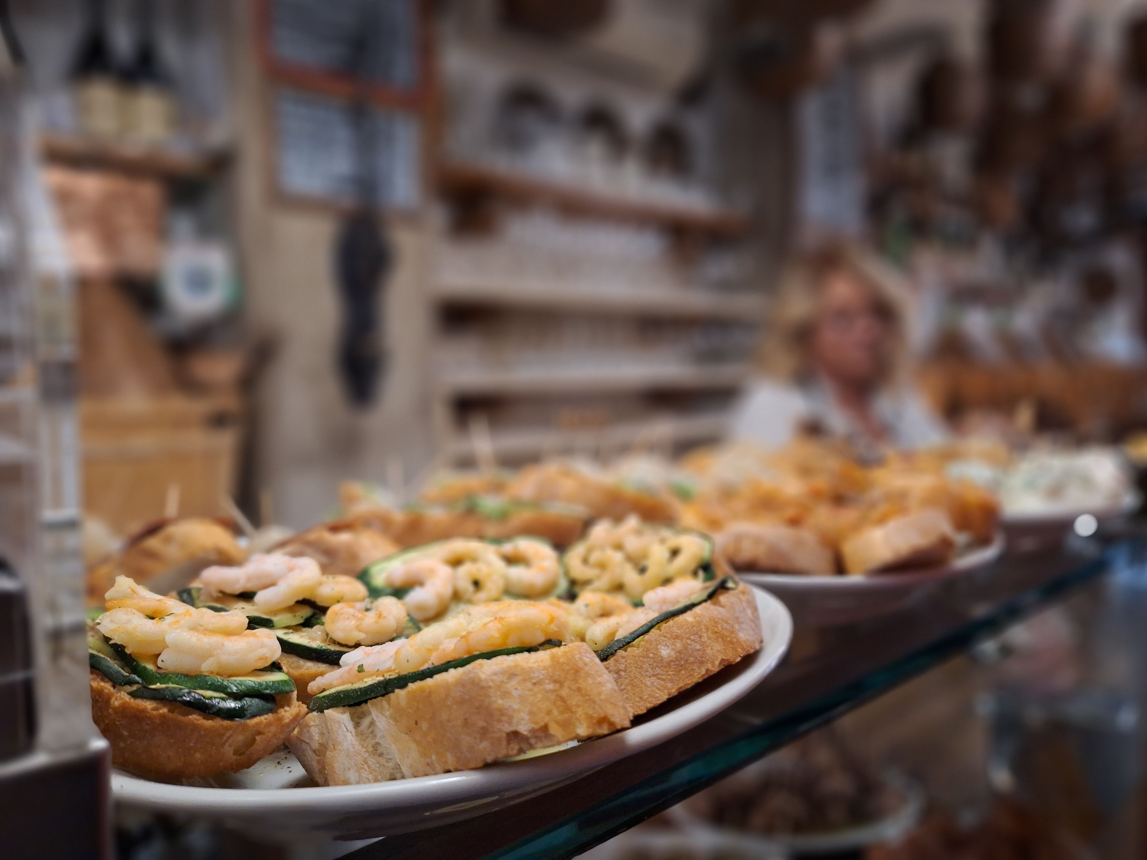 Die traditionellen venezianischen Häppchen werden Ciccheti genannt.