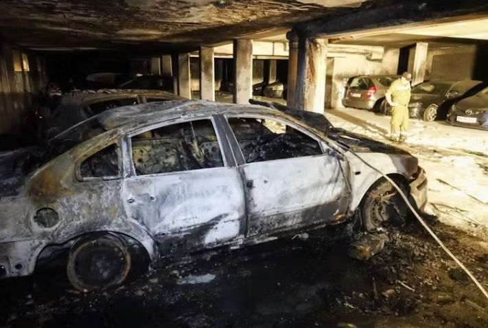 Abgefackelte Autos in Puchberg am Schneeberg im November 2016