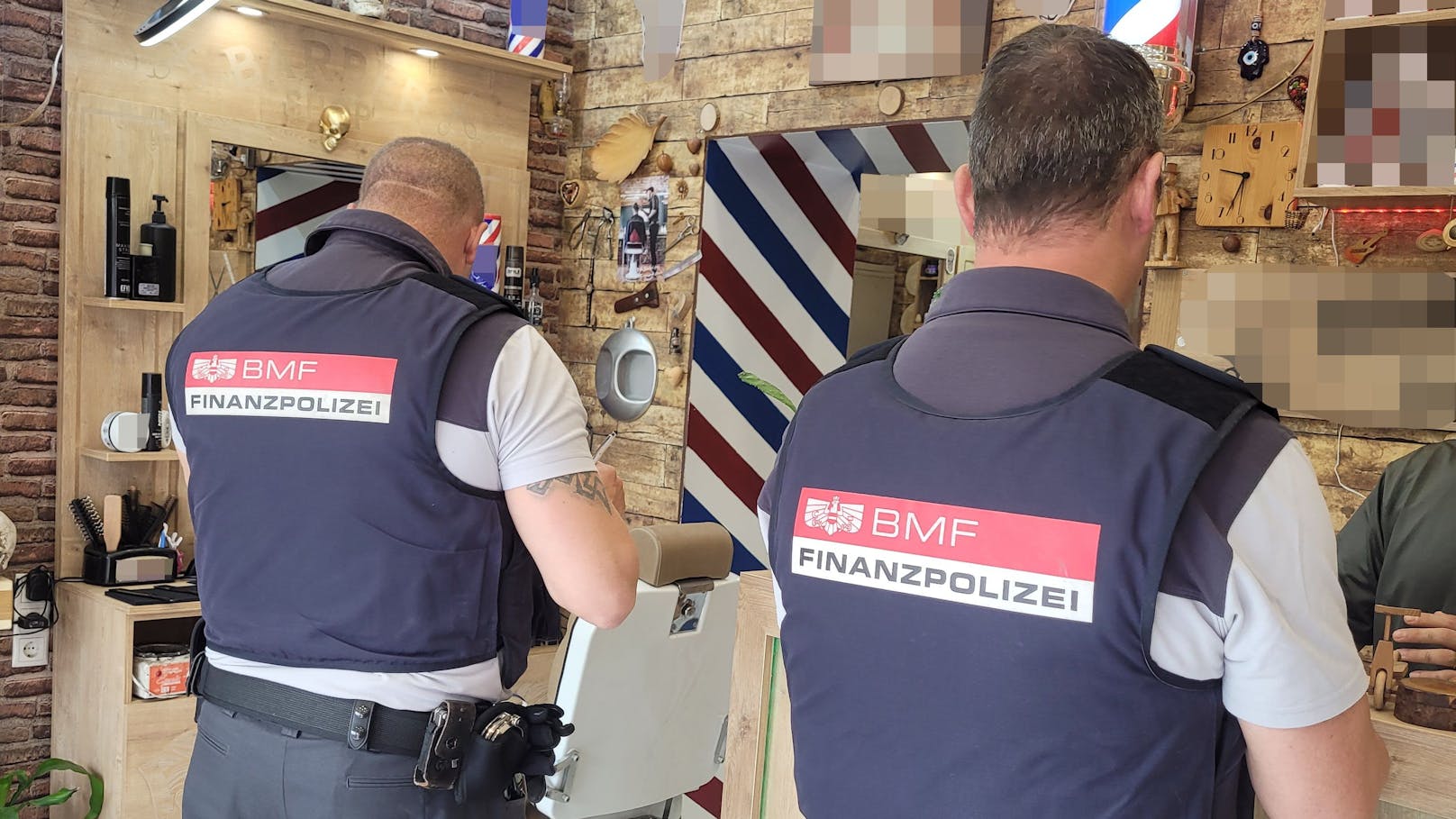 Razzia in Barbershops bringt haarige Verstöße ans Licht