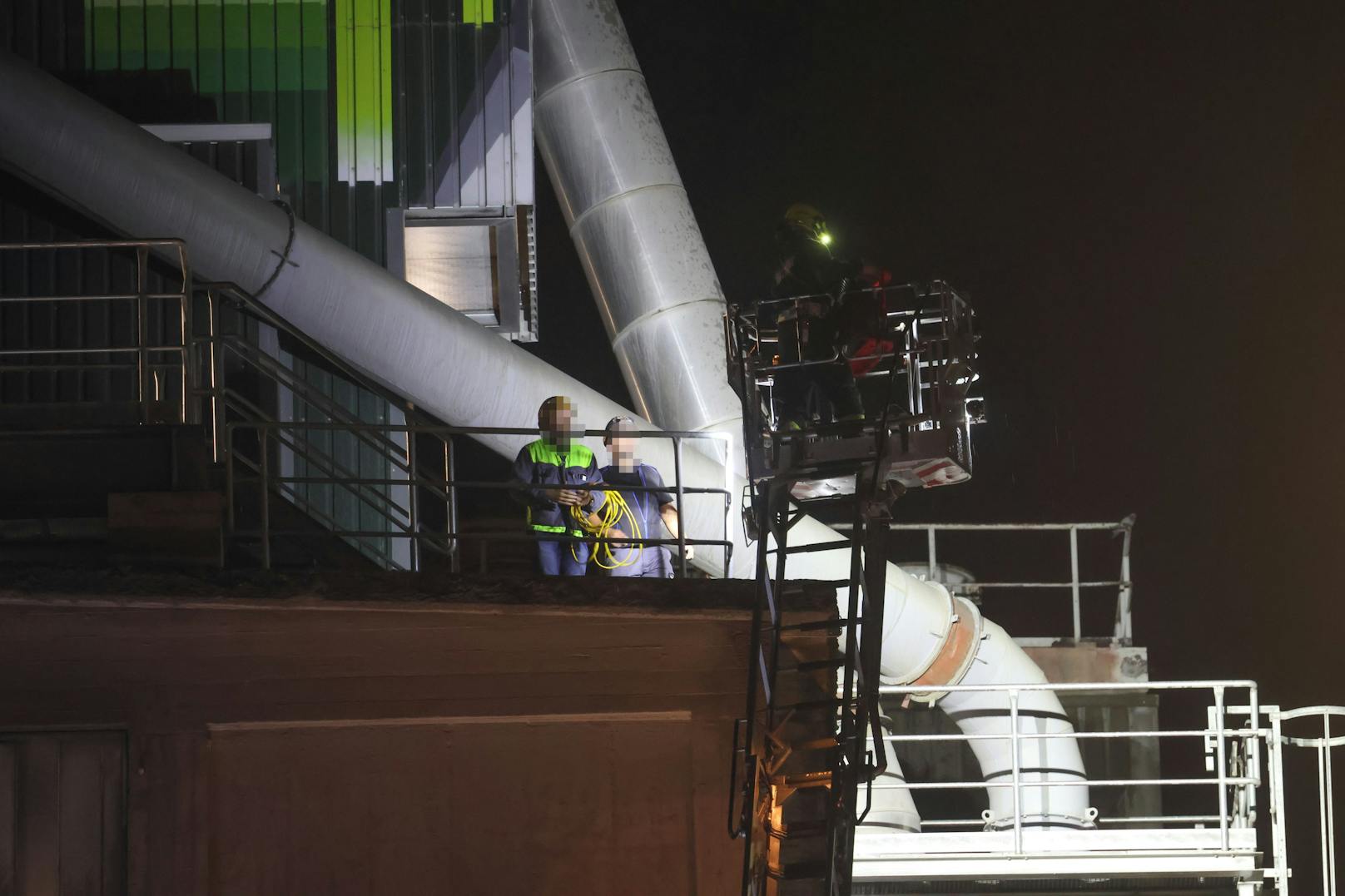 Ein Brand bei einem Zementwerk in Kirchdorf an der Krems hat am Freitagfrüh für einen Einsatz zweier Feuerwehren gesorgt.