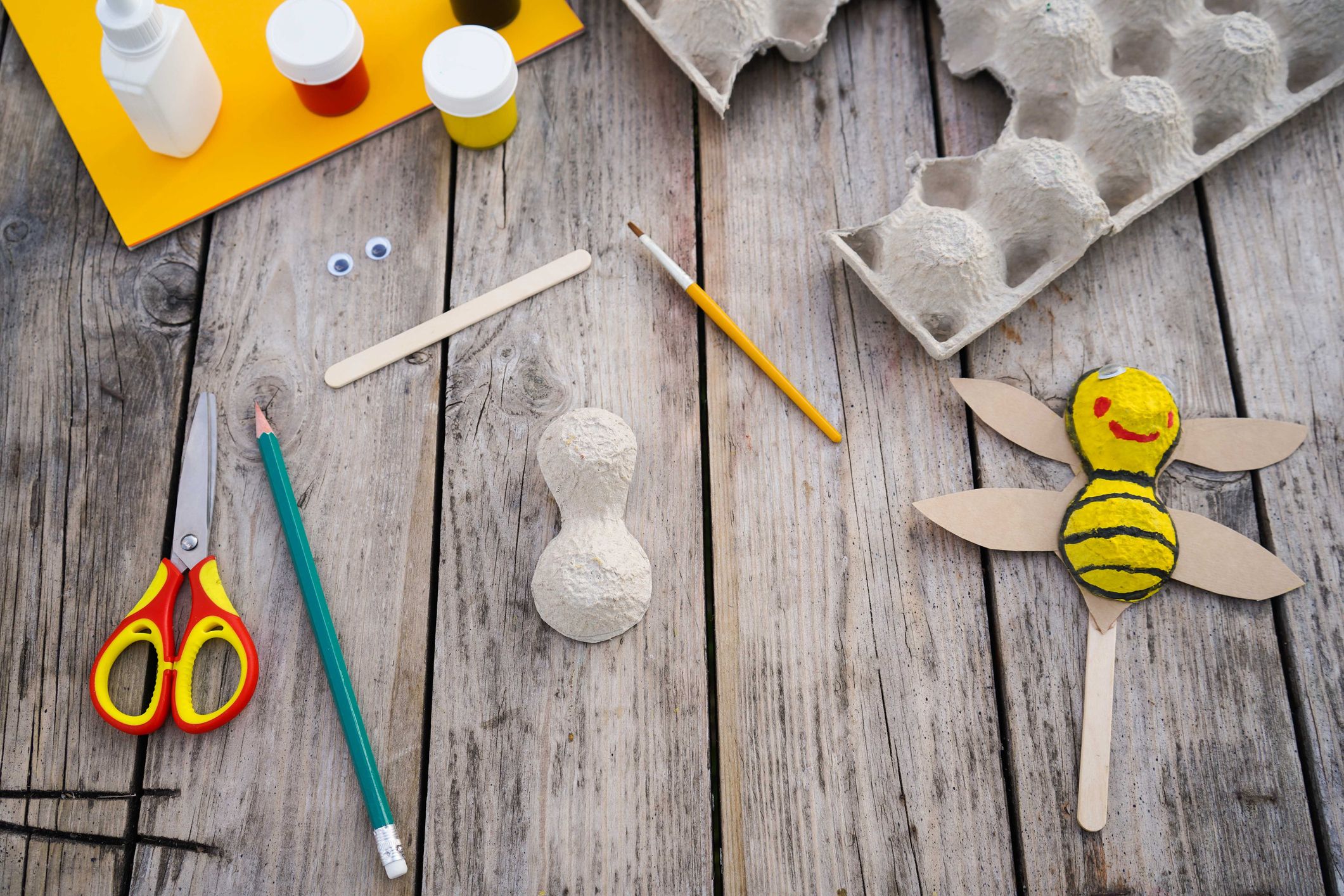 Heute.at - Kunst aus besonderen Materialien