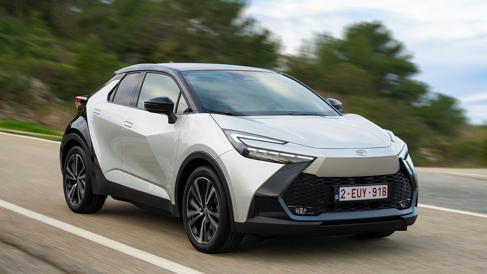 Toyota C-HR nun auch als Plug-in-Hybrid