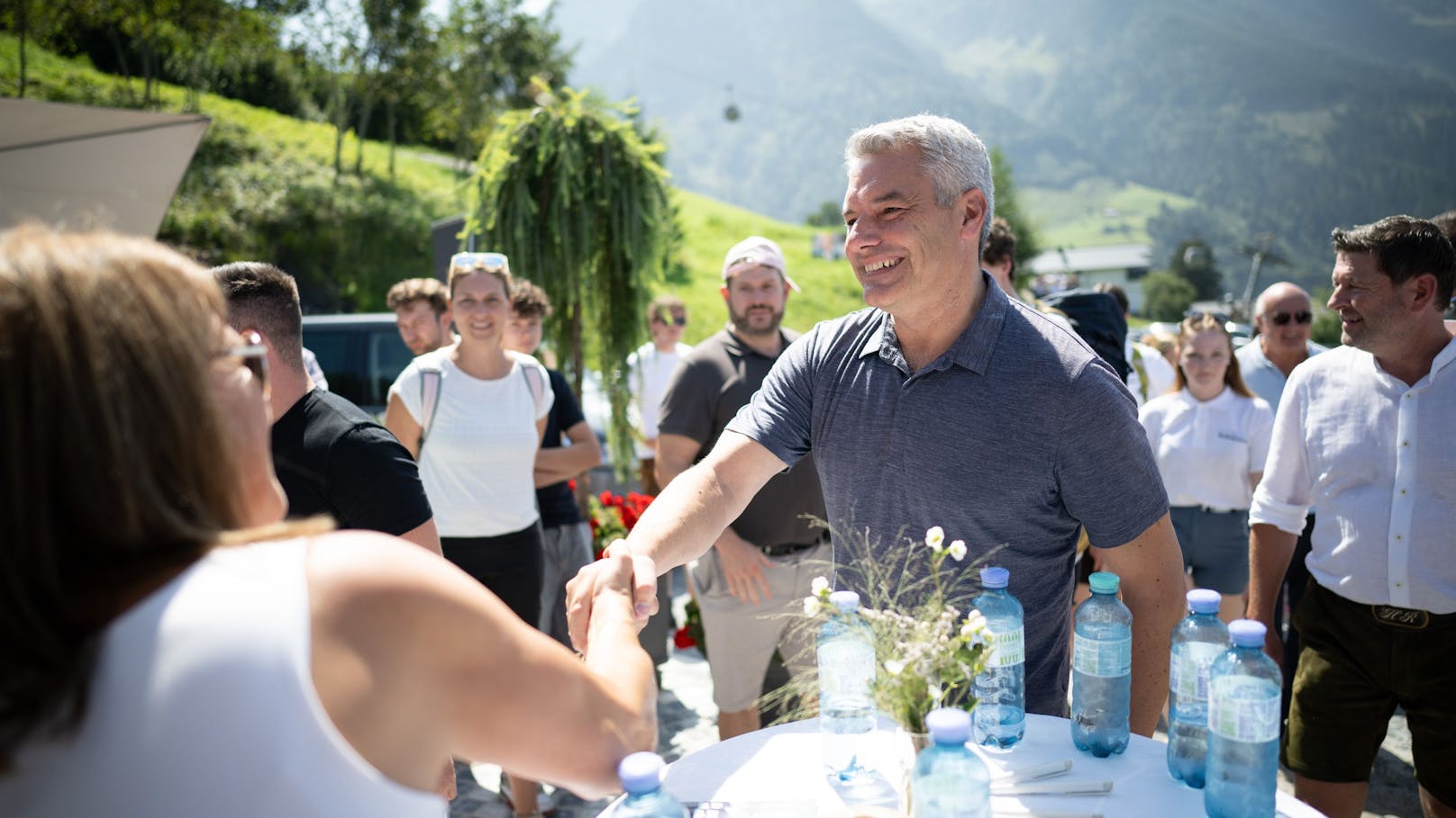 Bundeskanzler, Karl Nehammer, hofft sein Amt als Regierungschef zu behalten.