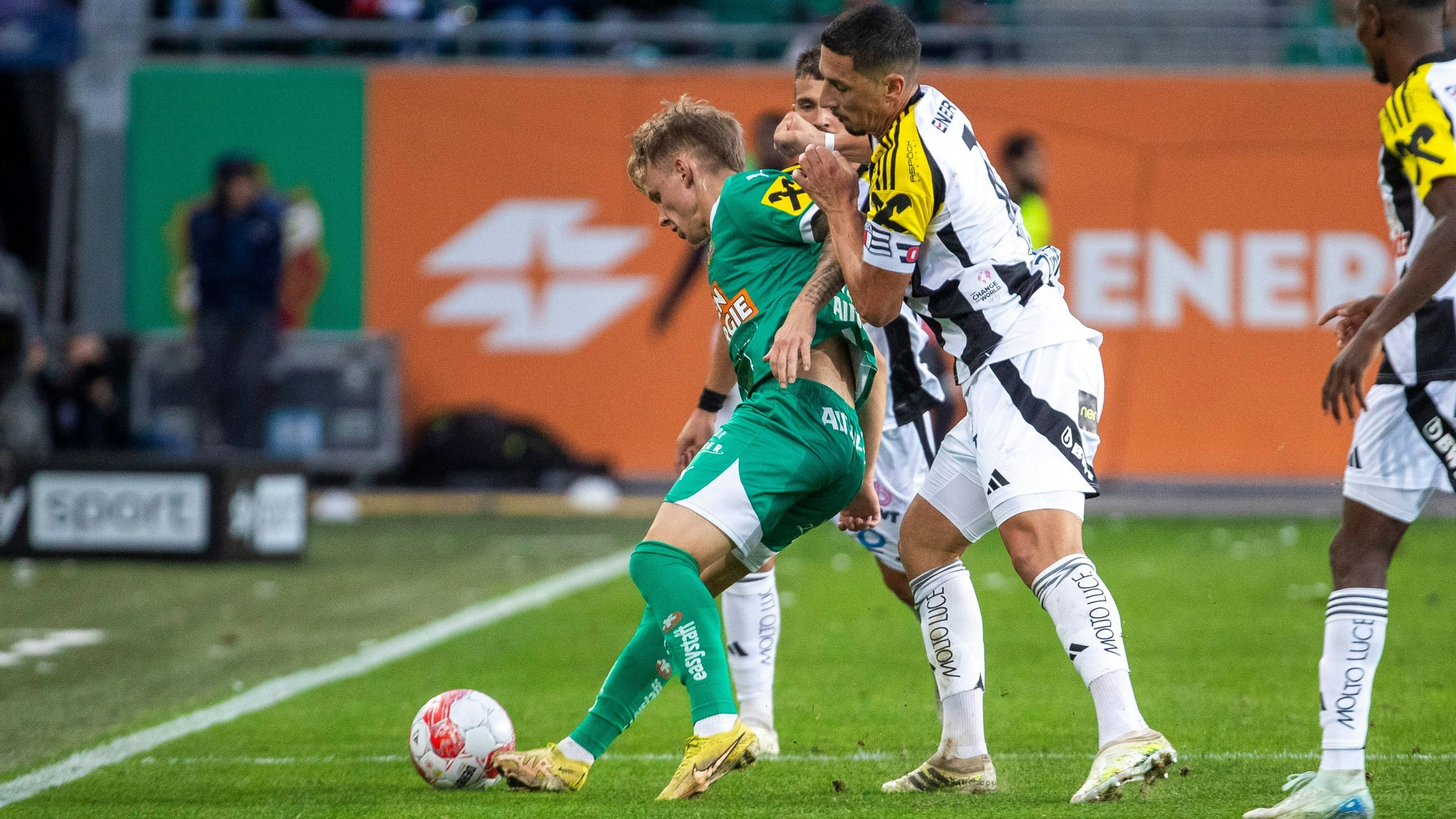 Rapid-Ass Isak Jansson ist schon wieder verletzt. 