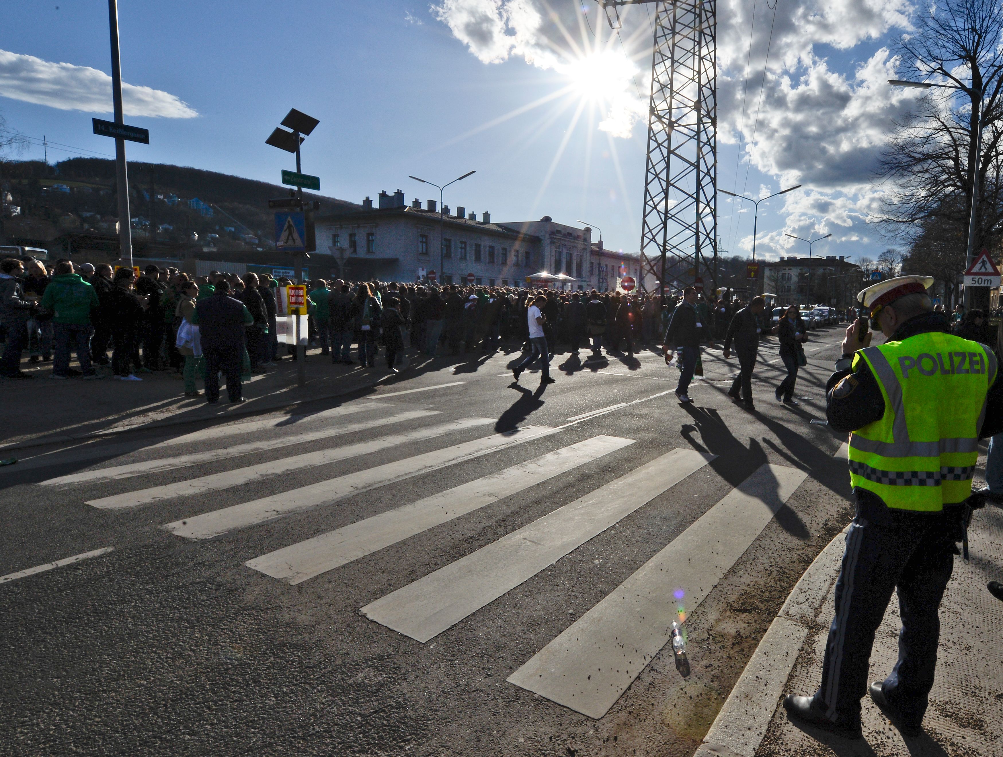 Die Derby-Ausschreitungen forderten immerhin keinen Todesfall. 