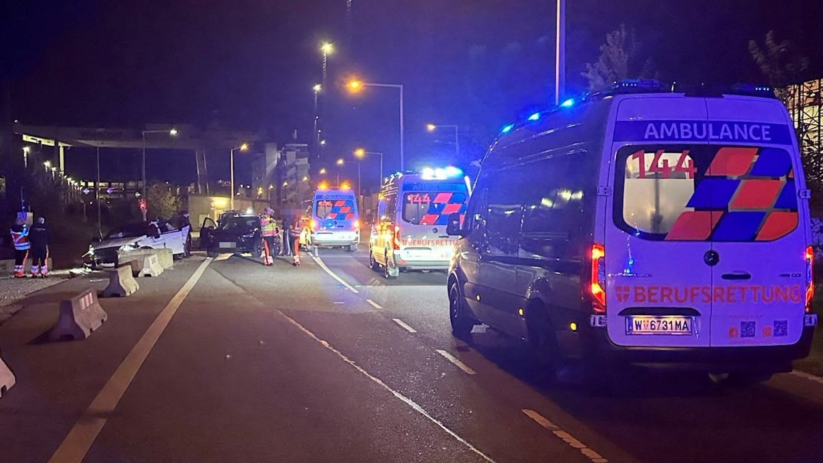 Sechs Teenager sorgten mit unfassbaren Aktionen im Wiener Straßenverkehr für Entsetzen.