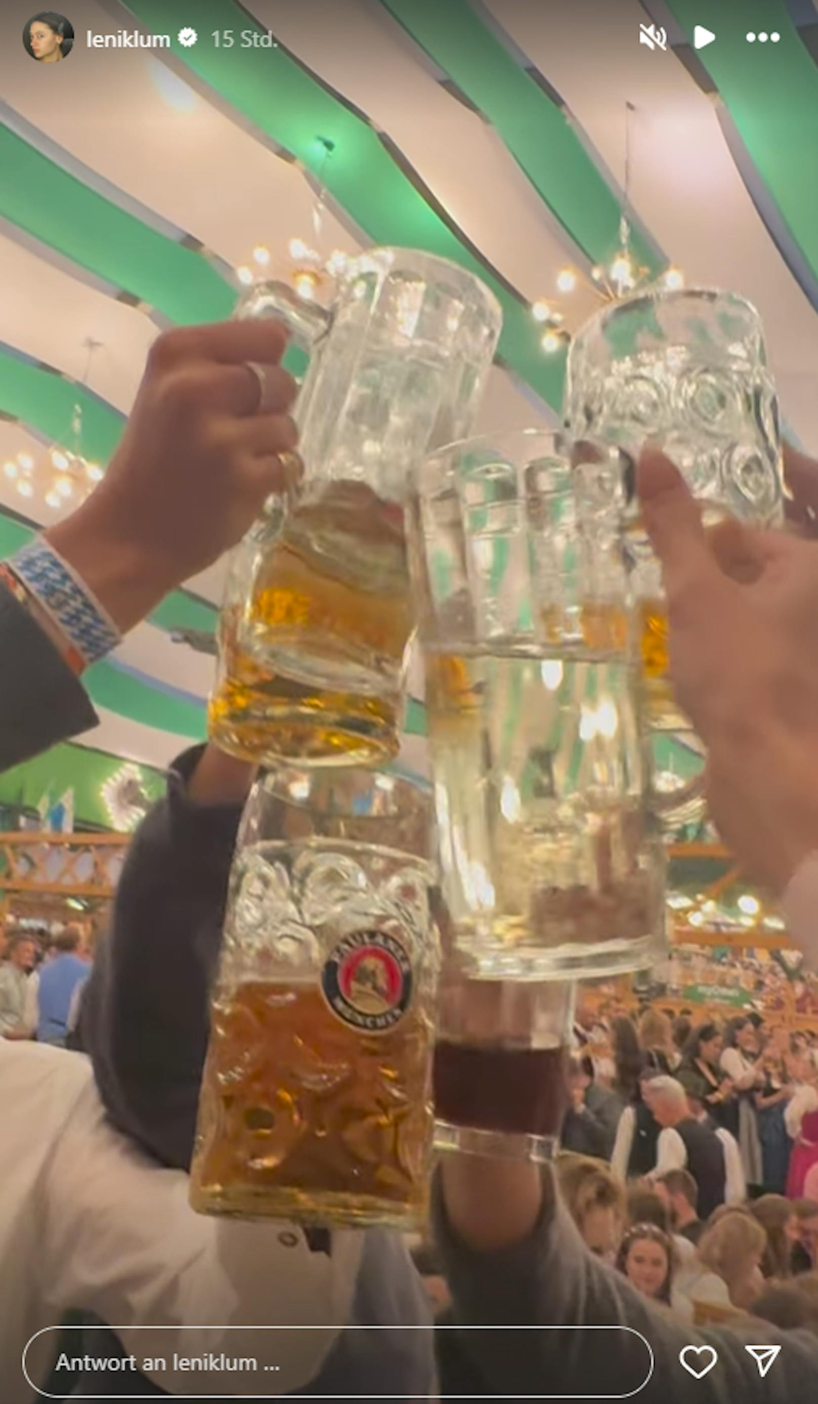 Leni Klum zeigt auf Instagram, dass sie es wohl ordentlich am Oktoberfest krachen ließ.