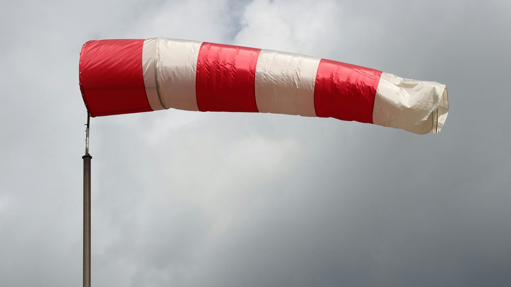Heute.at - Unbeständig – Tief bringt Sturm und Regen ins Land