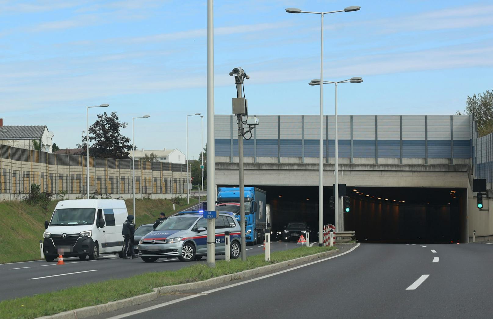 Auch in Marchtrenk bei Linz wurden Straßen abgeriegelt.