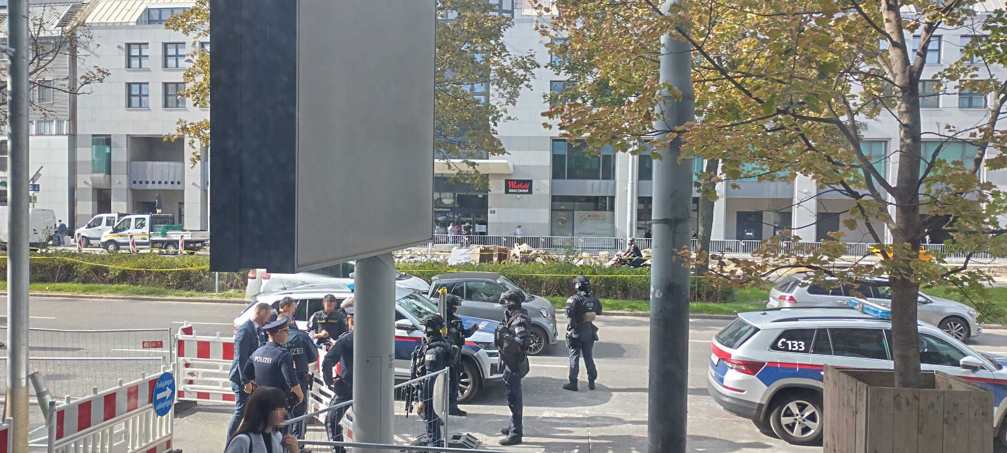 Großer WEGA-Einsatz im Donauzentrum