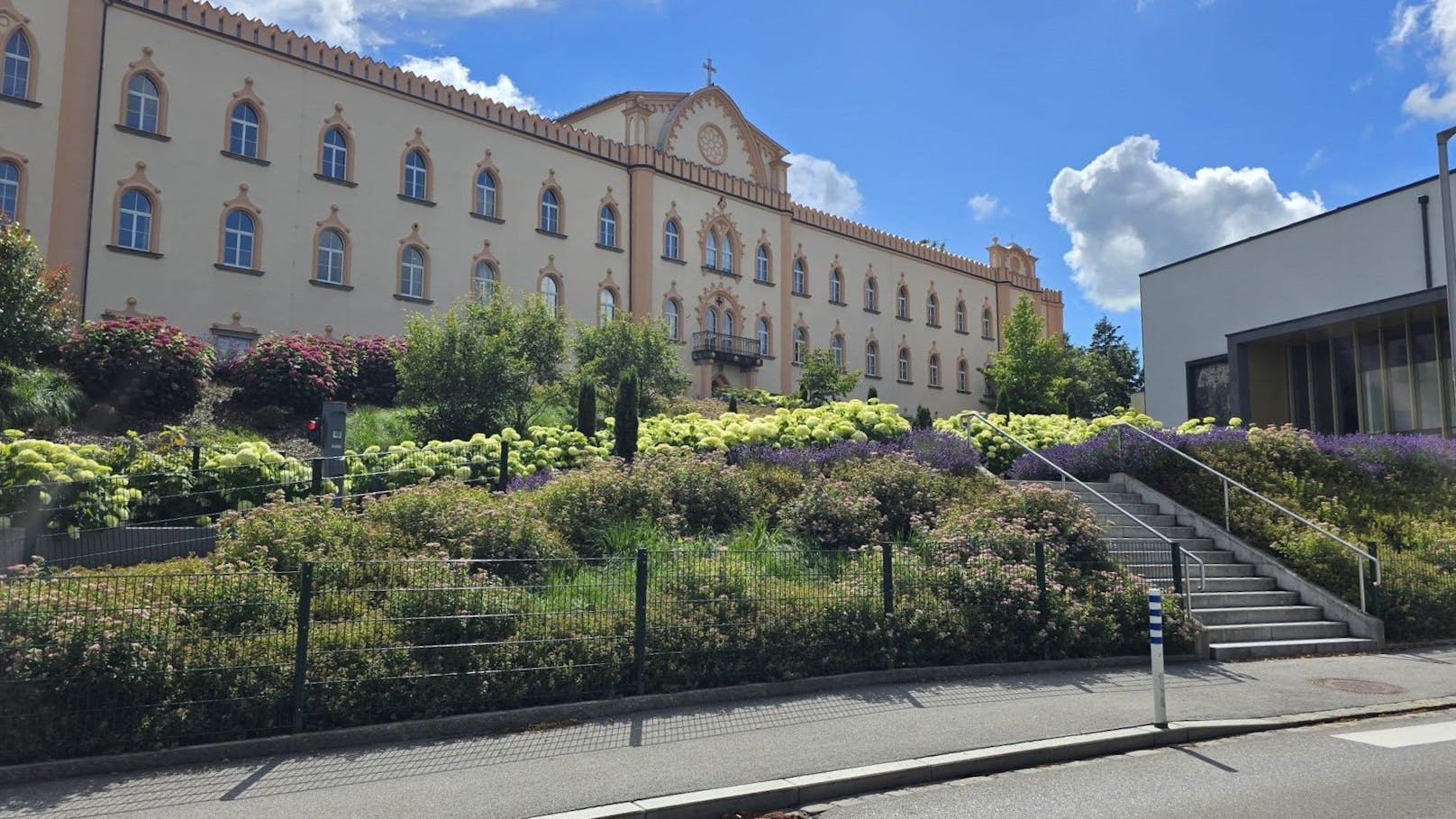 Gewaltvorwurf an Elite-Schule – Beschuldigte schweigen