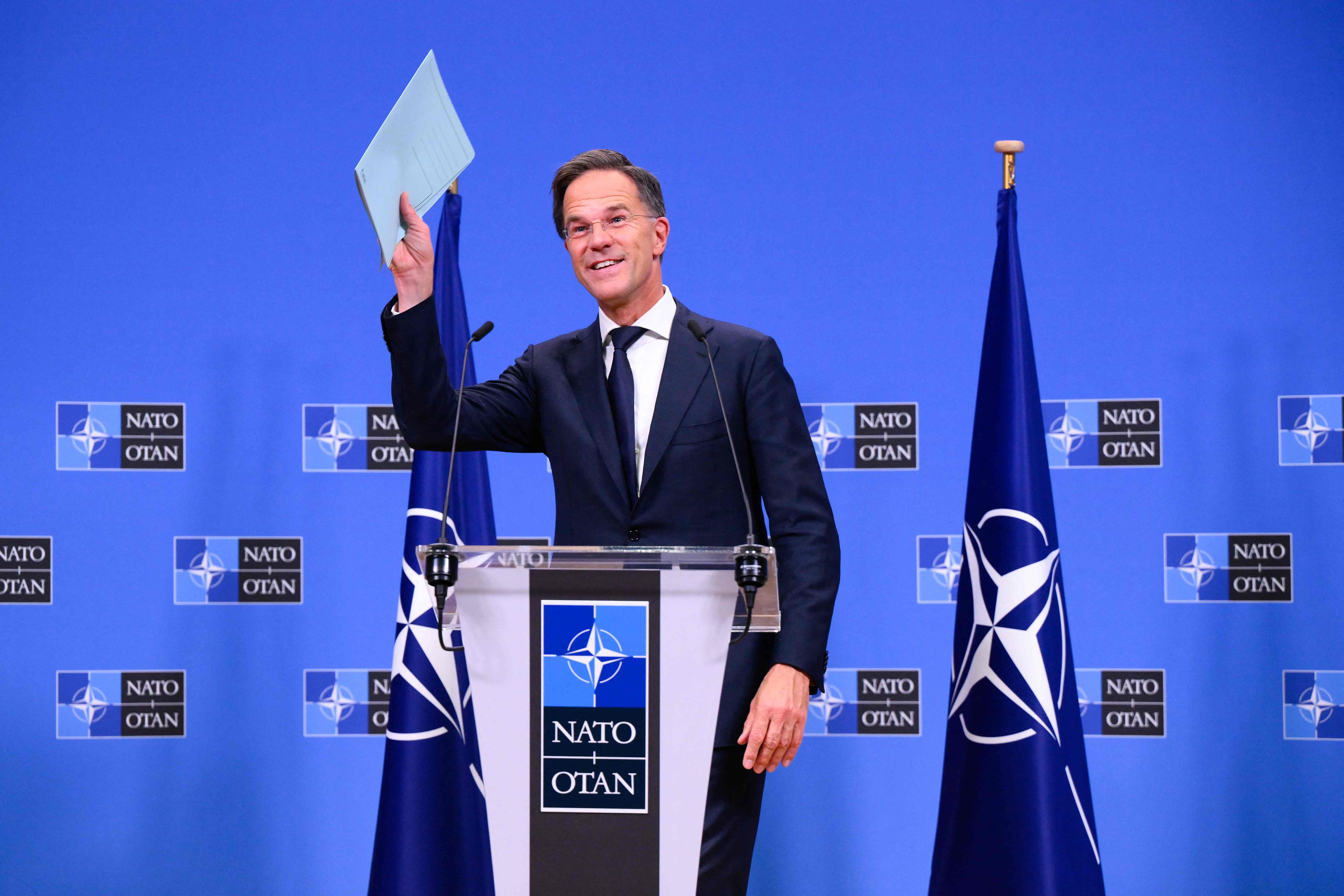 Jens Stoltenberg hat sein Amt an der Nato-Spitze an <strong>Mark Rutte</strong> übergeben.