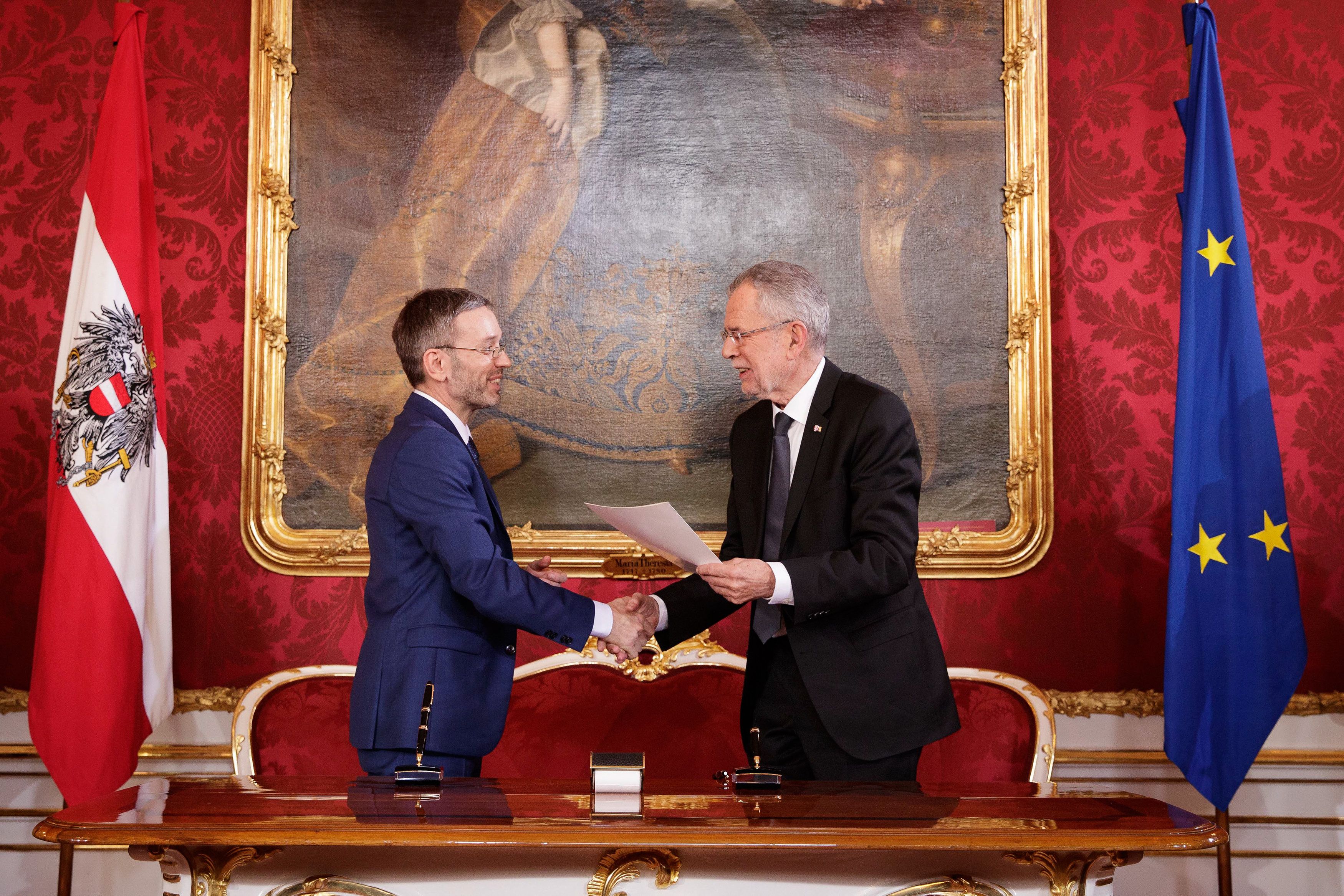 2017 war das Verhältnis zwischen Kickl und Van der Bellen in Ordnung. Hier bei der Angelobung der Regierung Kurz I.