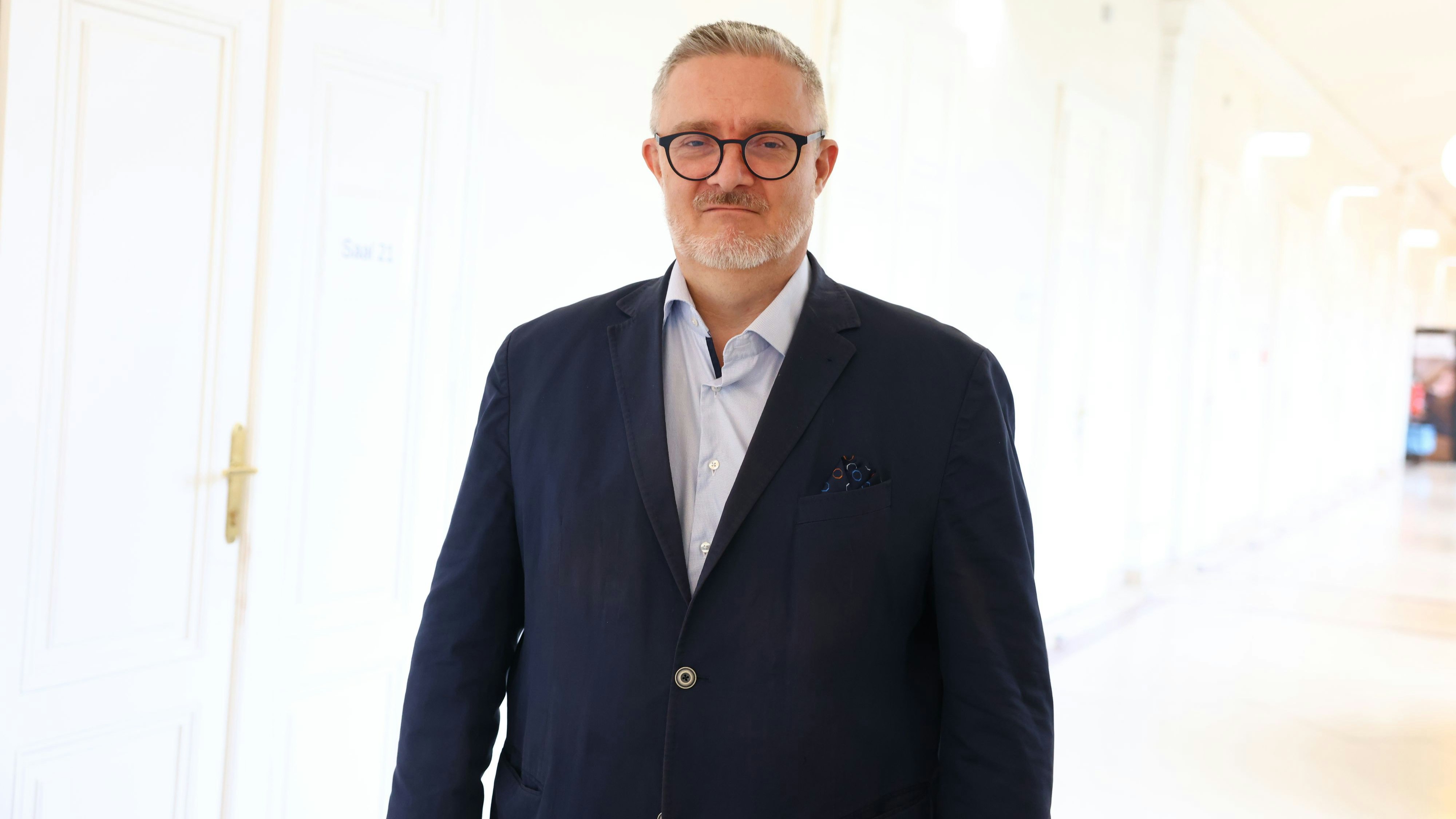 Strafverteidiger Roland Friis vertritt in der Causa.