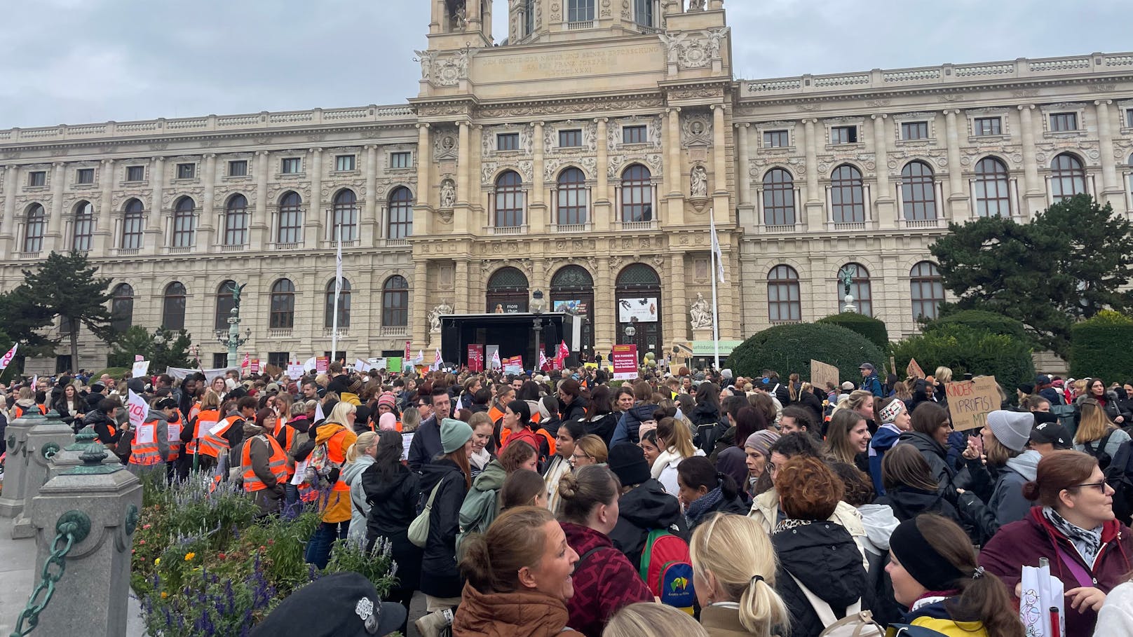 "Viele leiden an Burnouts" – Kiga-Erzieher streiken