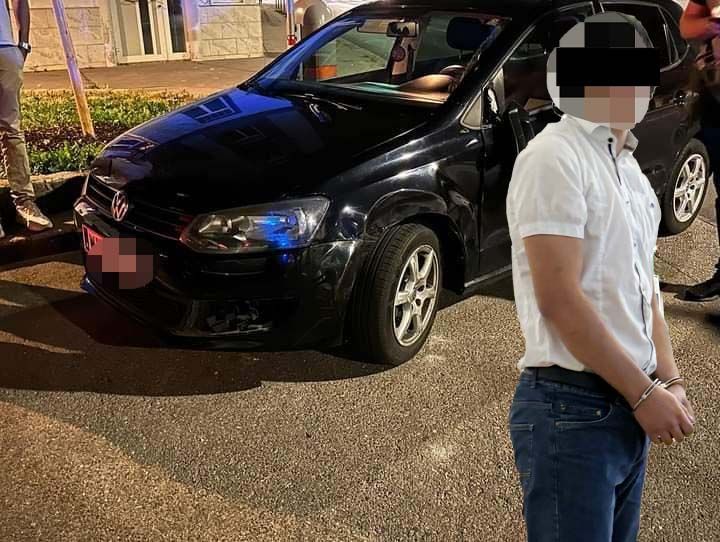 15-Jähriger stahl Autos, fuhr VW zu Schrott (Symbolbild)