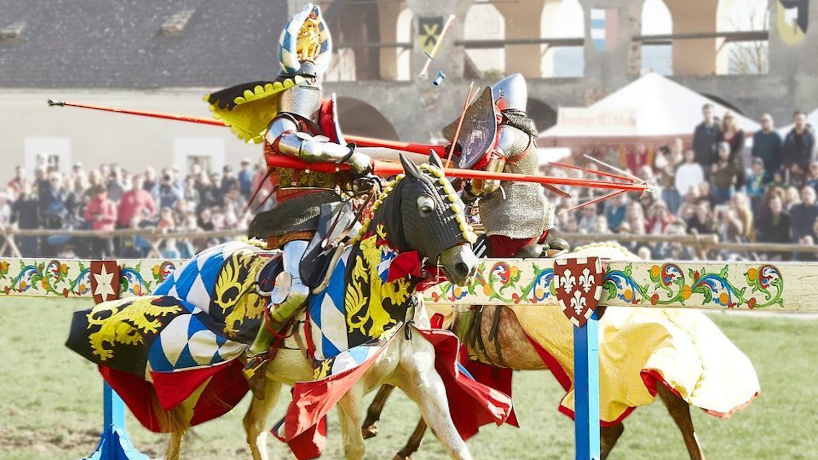 Auf der Rosenburg geht es dieses Wochenende heiß her. Unter anderem findet ein Ritterturnier statt.