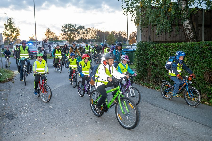 Sicherer und sichtbarer: Radeln in der Gruppe