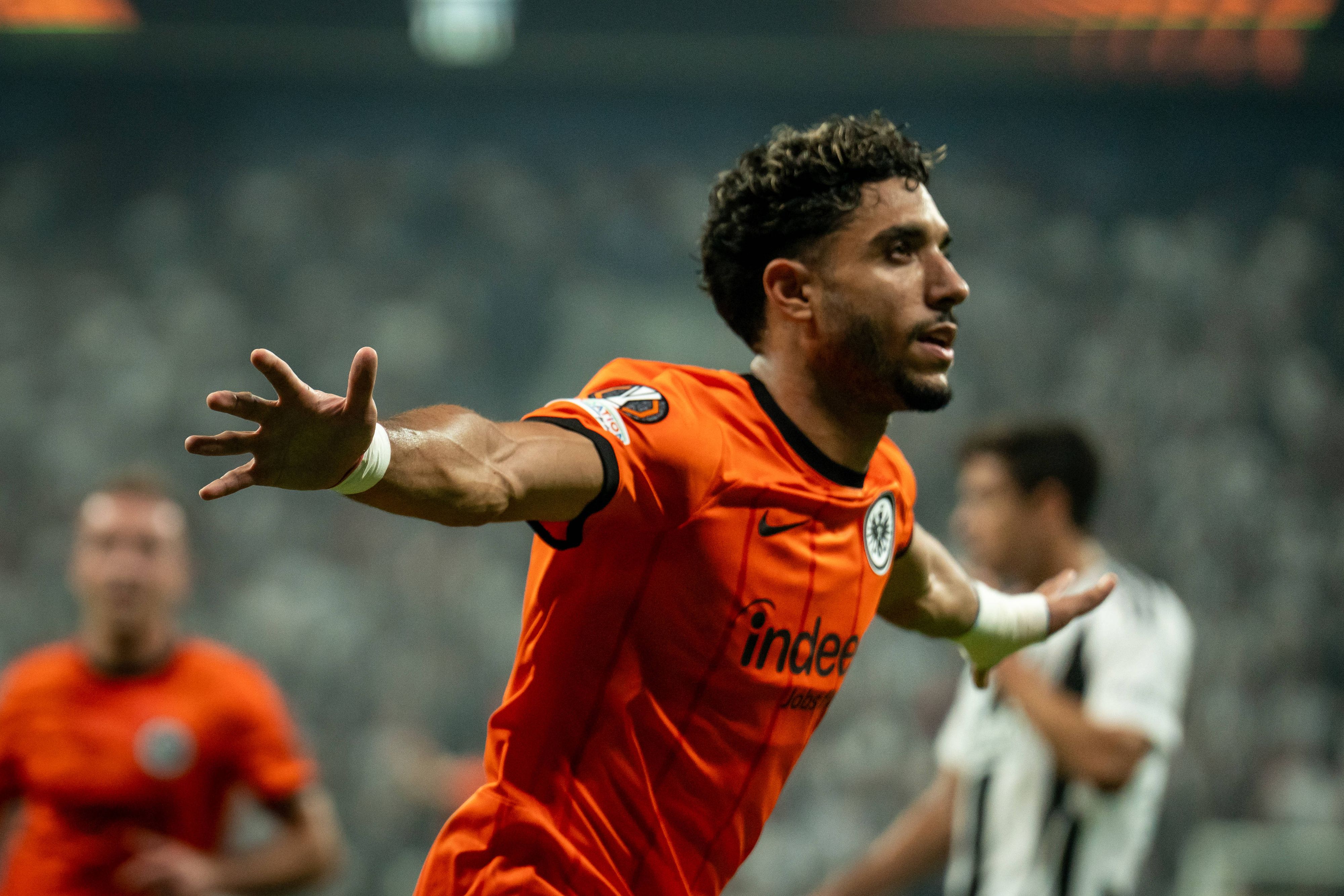 Eintracht Frankfurt jubelt bei Besiktas Istanbul. 