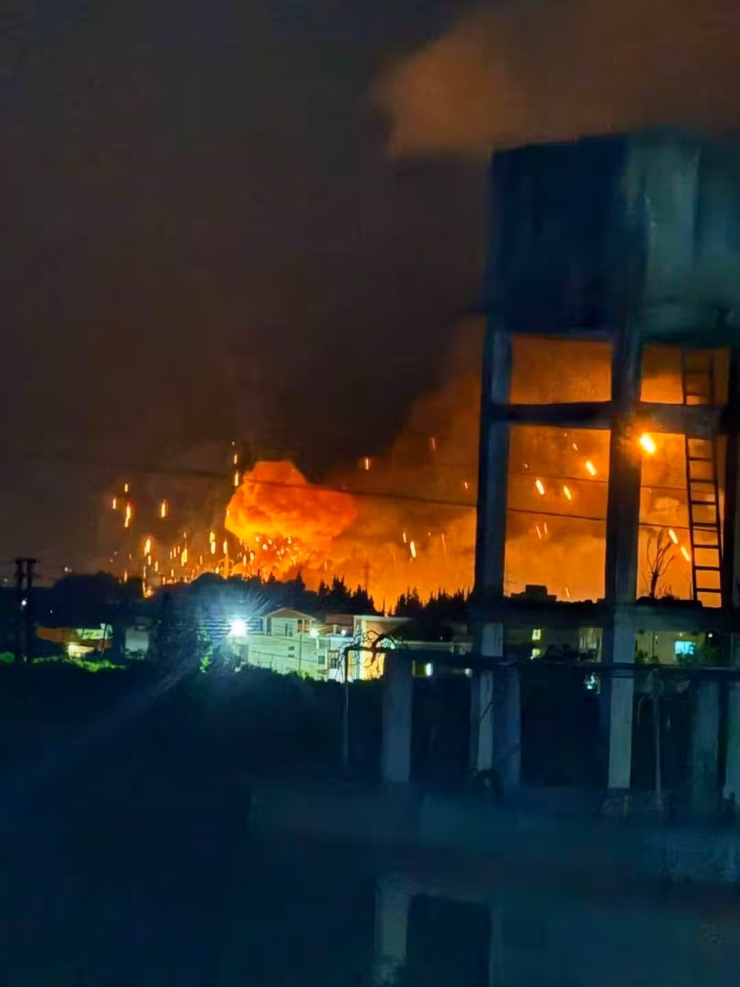 In oder auf dem russischen Luftwaffenstützpunkt in Hmeimim (Syrien) wurden Explosionen gemeldet.