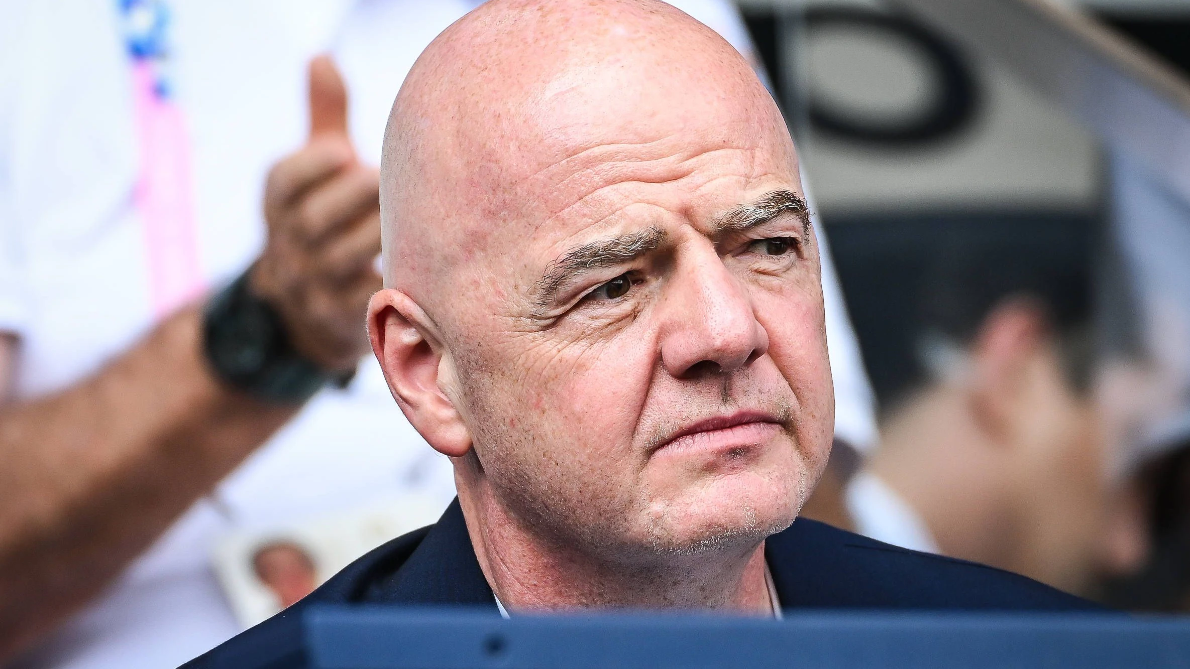 Heute.at - Gedemütigt! Weltpresse rechnet mit Infantino ab