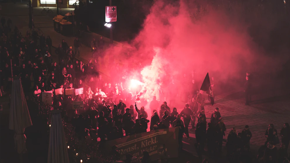 Laut den Veranstaltern demonstrierten Donnerstagabend in der Wiener Innenstadt 25.000 Menschen gegen die FPÖ.