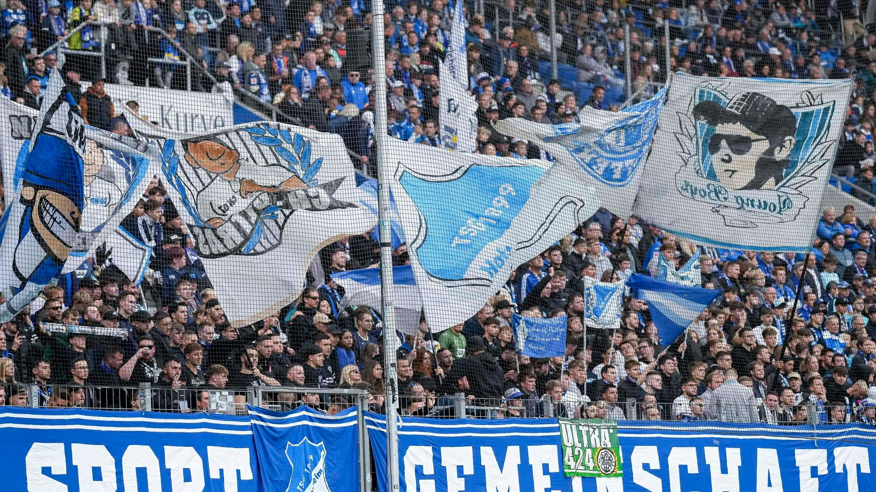 Hoffenheim-Fans protestierten gegen Schicker