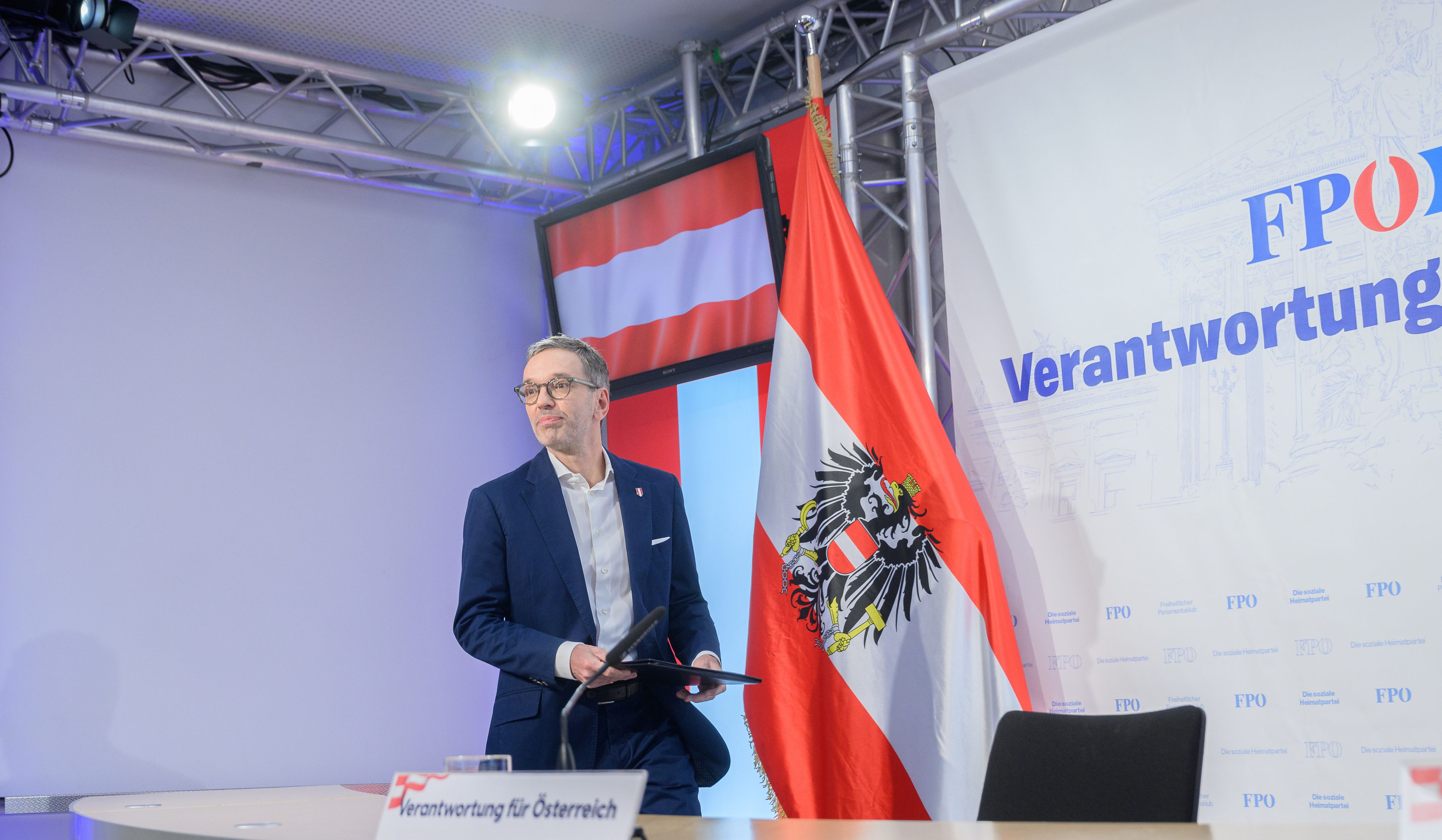 In einer Pressekonferenz am Samstag teilte FPÖ-Chef Herbert Kickl nun mit, worüber er mit Bundespräsident Alexander Van der Bellen geredet hatte.