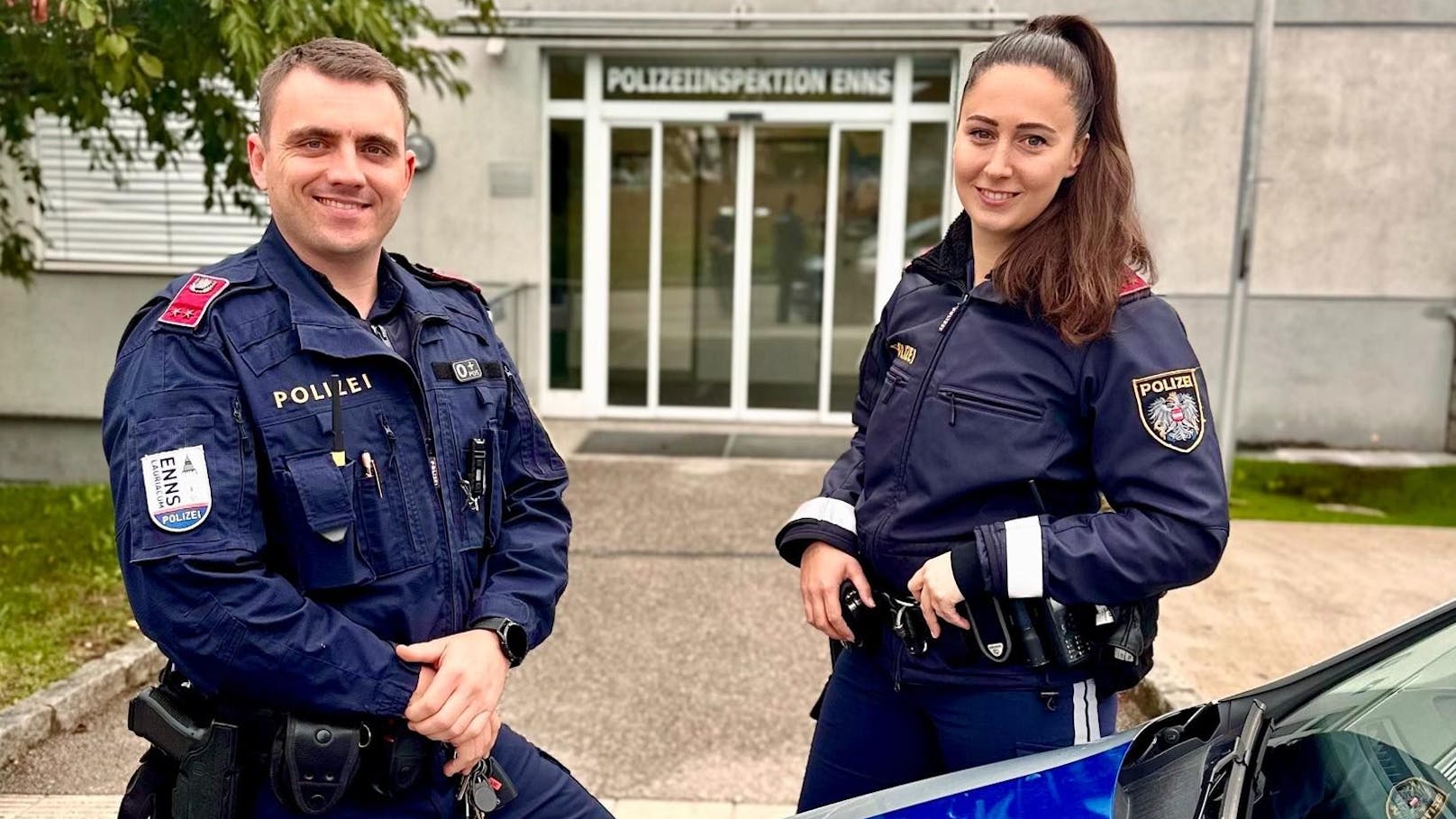 Lenkerin bewusstlos – Polizisten schlagen Scheibe ein