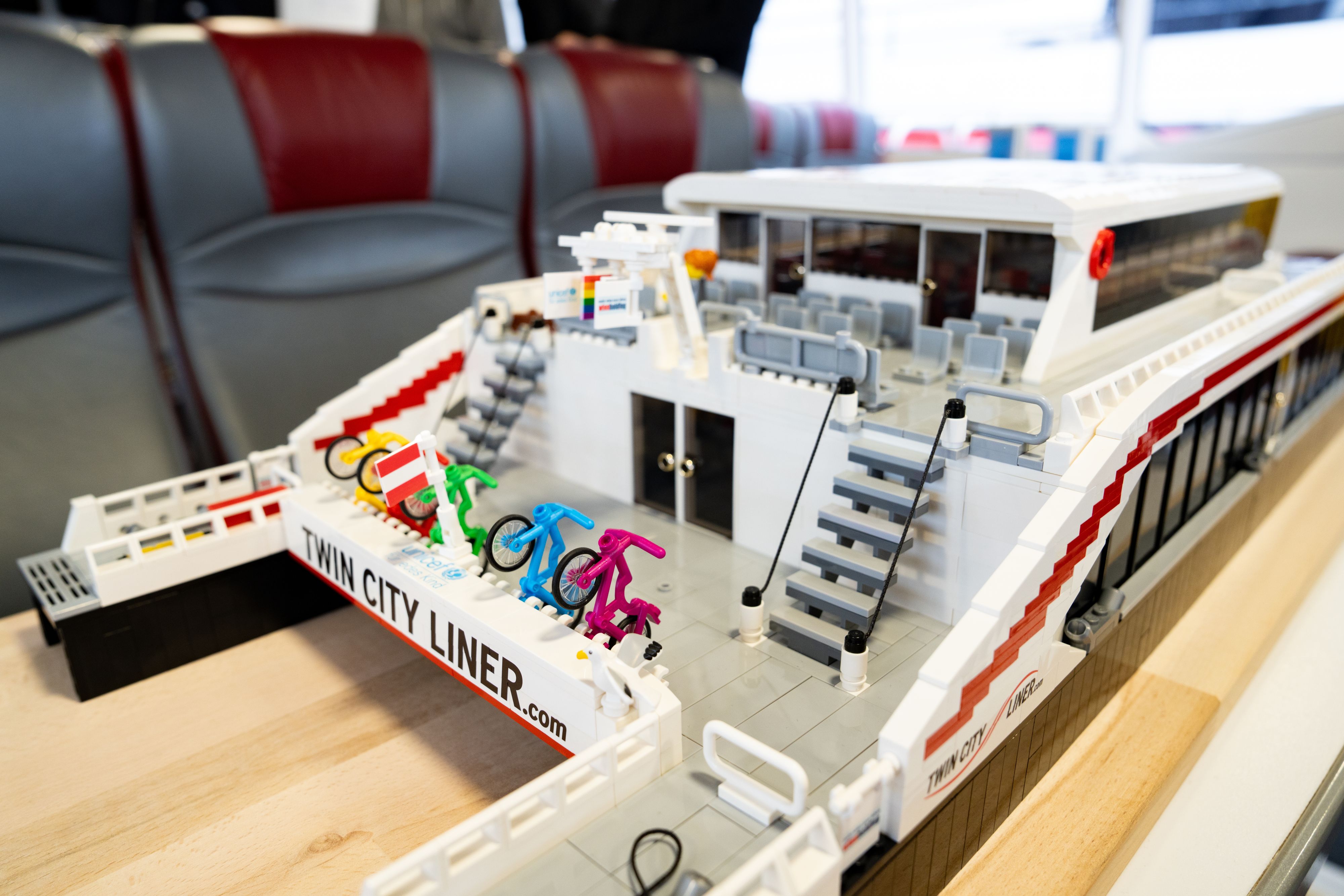Der neuste Twin City Liner besteht aus Lego-Steinen