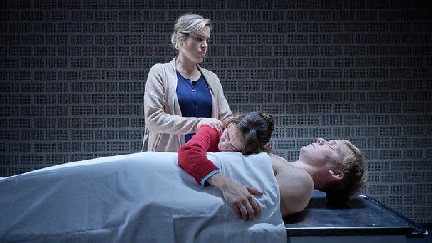 Alle im Knast mochten Lenni (Neil Körger). Und alle glaubten an die Unschuld des 25-Jährigen. Verurteilt war er für den gewaltsamen Tod einer jungen Frau vor drei Jahren.