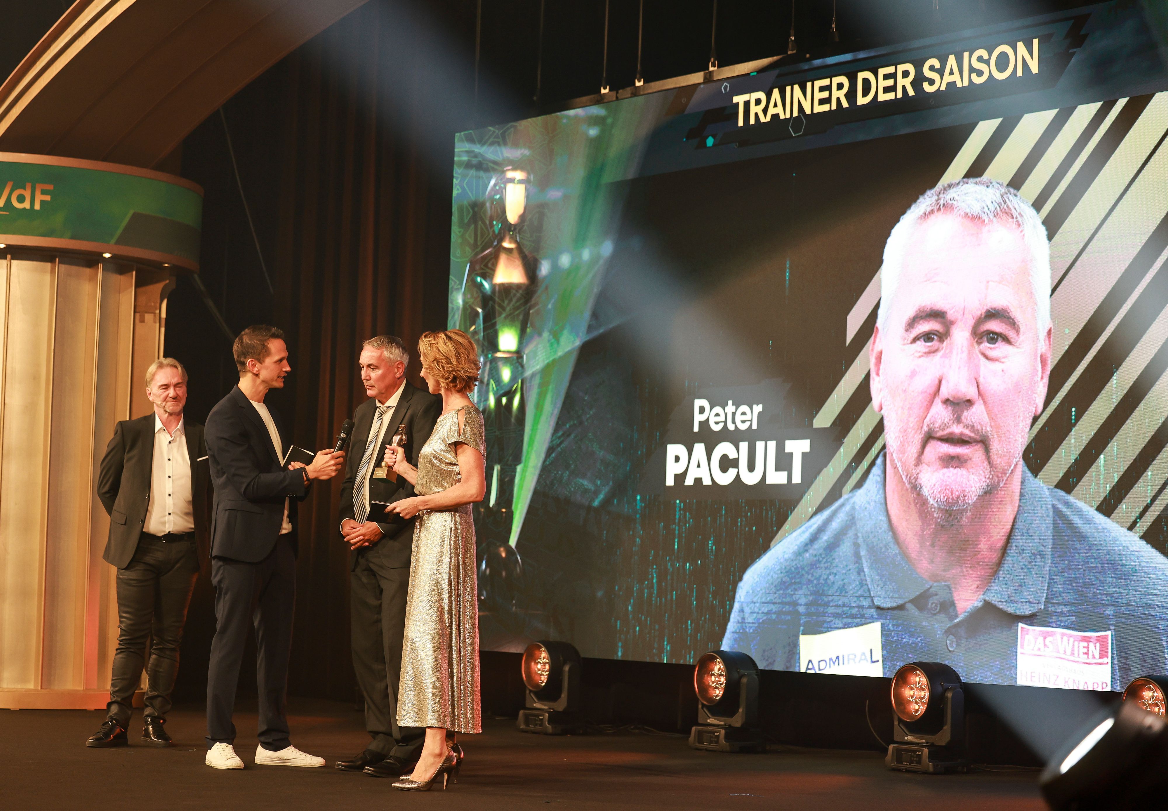 Peter Pacult ist Trainer des Jahres.