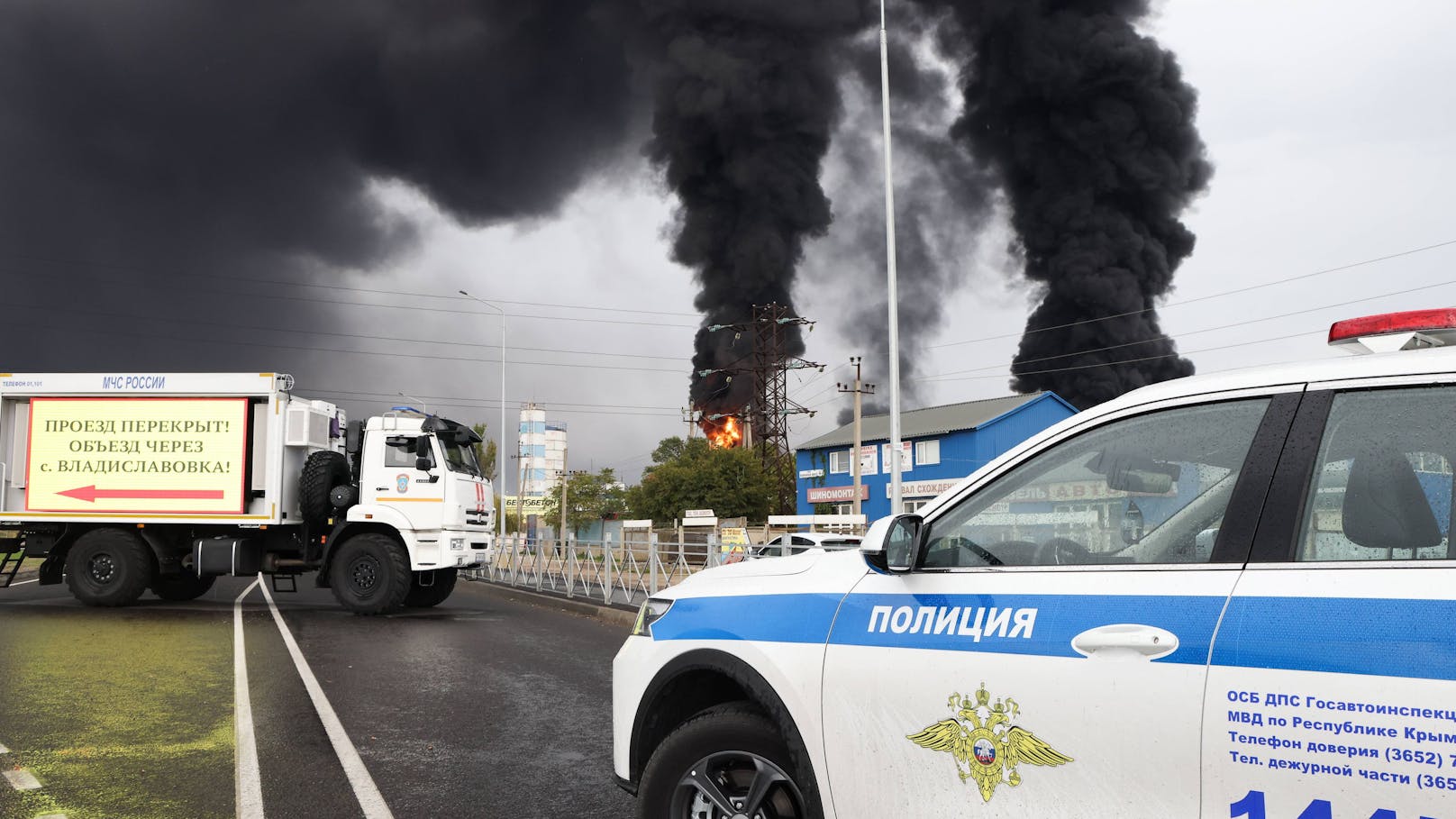 Ukraine schießt großes Öl-Depot auf der Krim in Brand