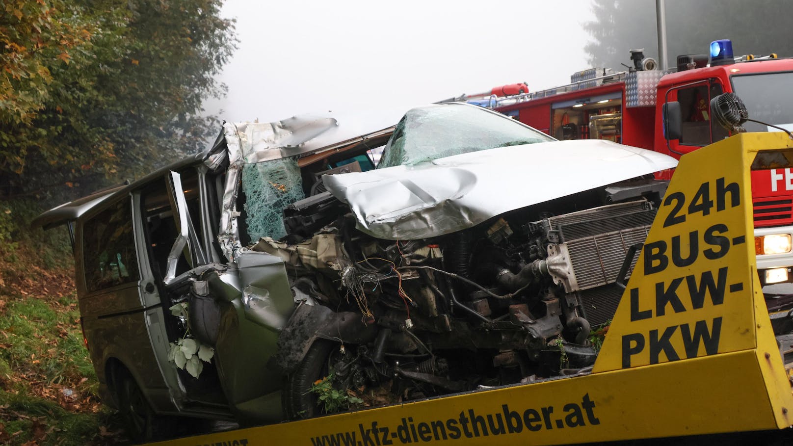 Am Dienstag kam es auf der Westautobahn (A1) im Gemeindegebiet Ohlsdorf (Bez. Gmunden) zu einem schweren Unfall.