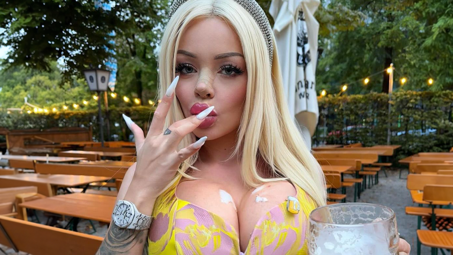 Katja Krasavice nennt sie die Onlyfans Queen Europas.